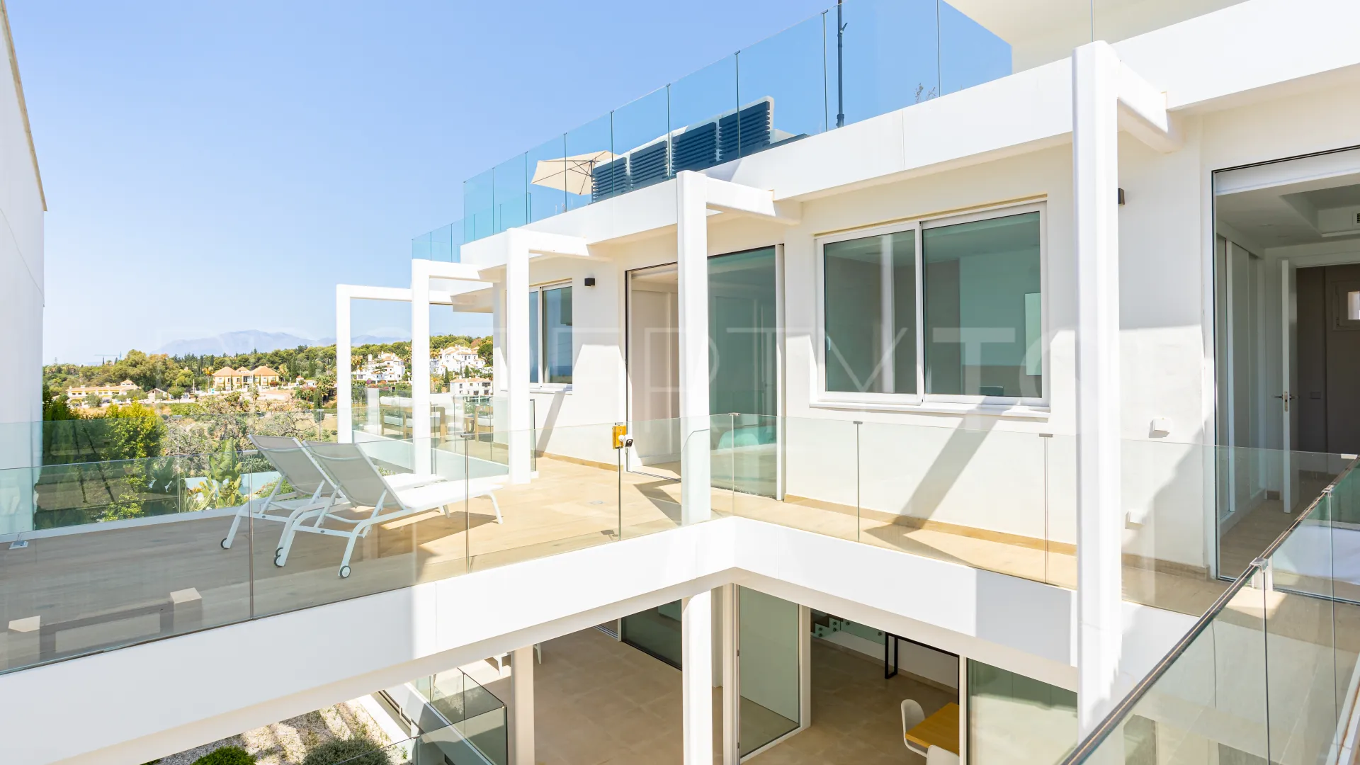 Villa a la venta en Marbella Ciudad con 4 dormitorios
