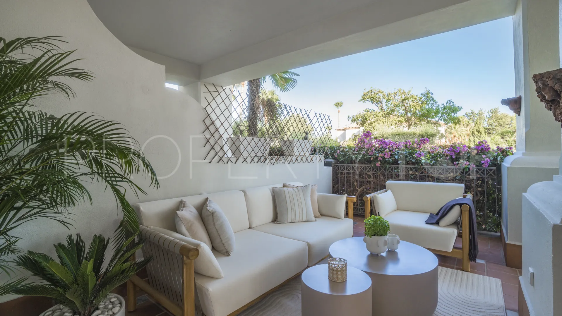 For sale apartment in Altos Reales