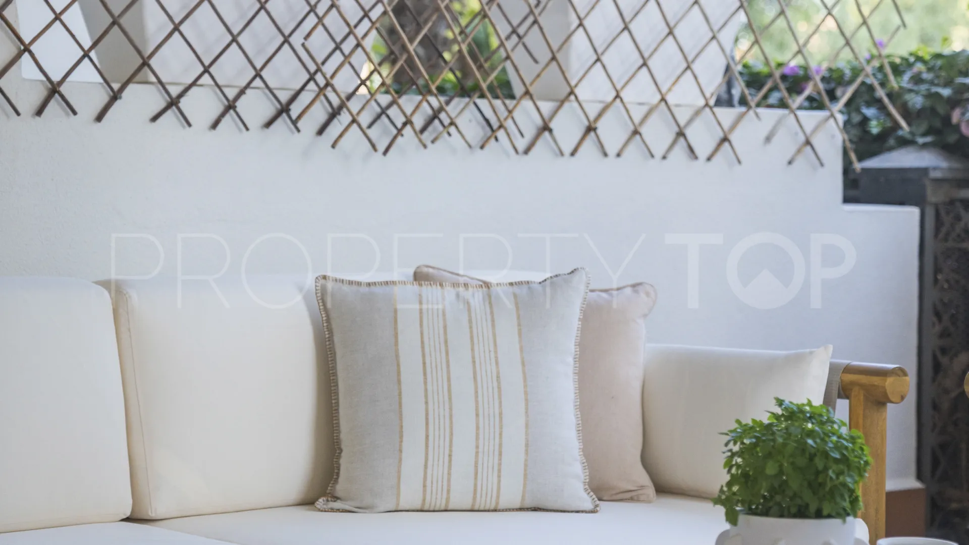 For sale apartment in Altos Reales