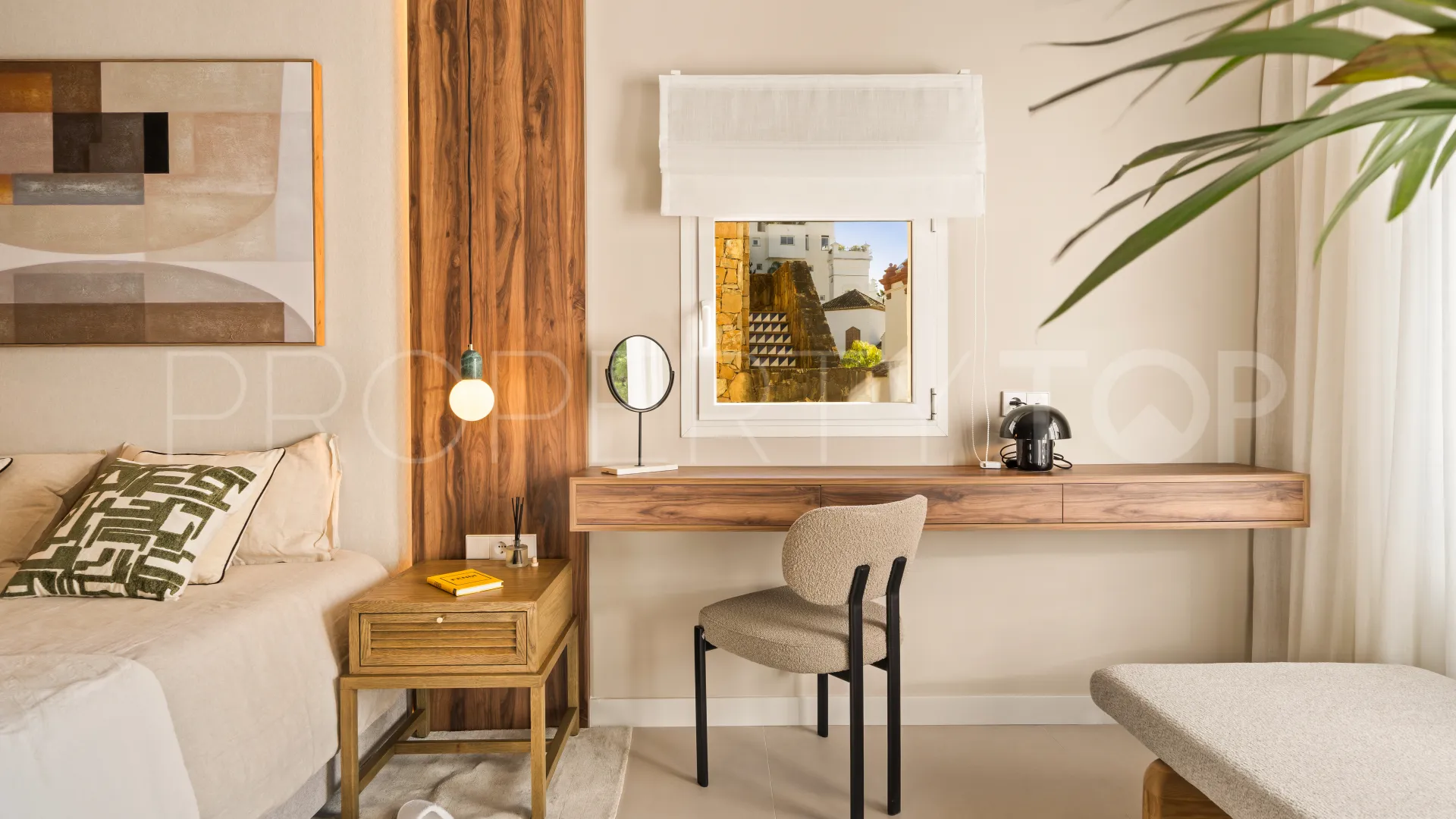 La Quinta apartment for sale