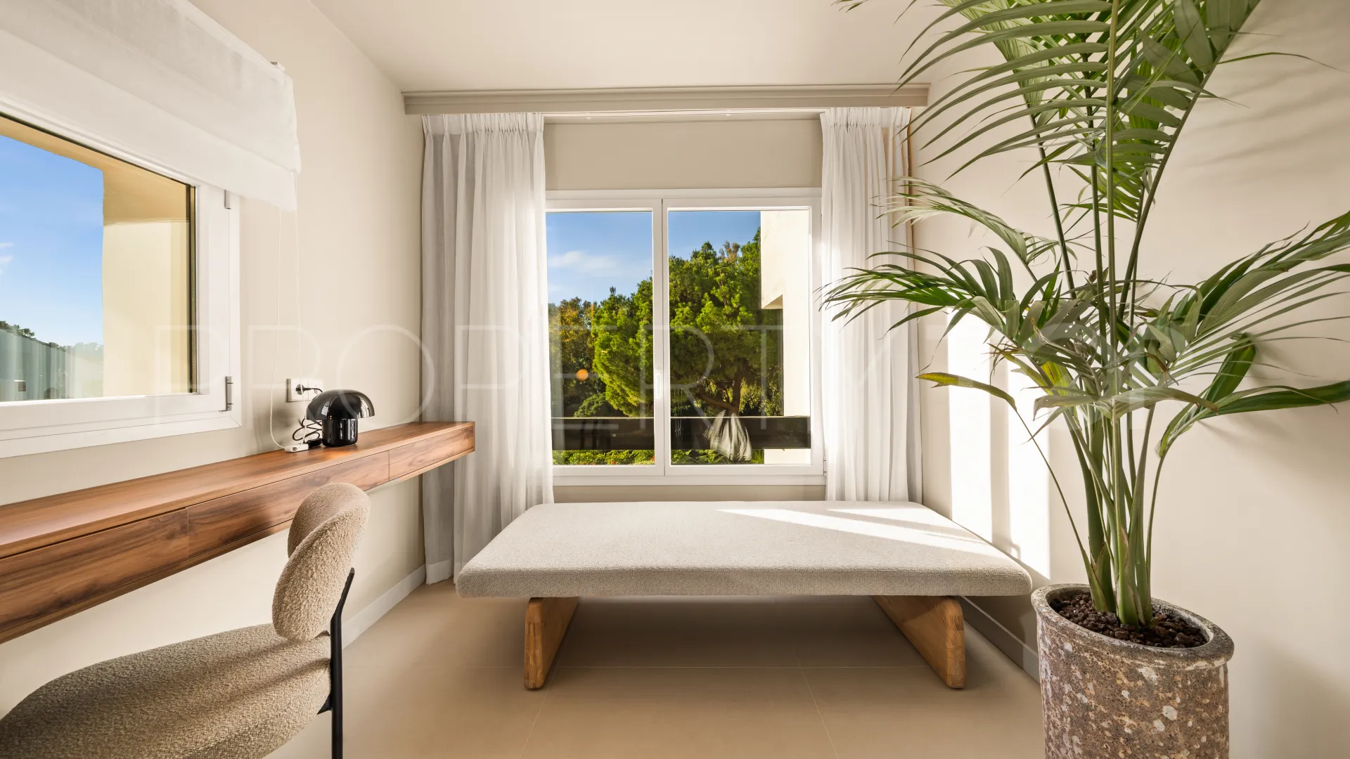 La Quinta apartment for sale