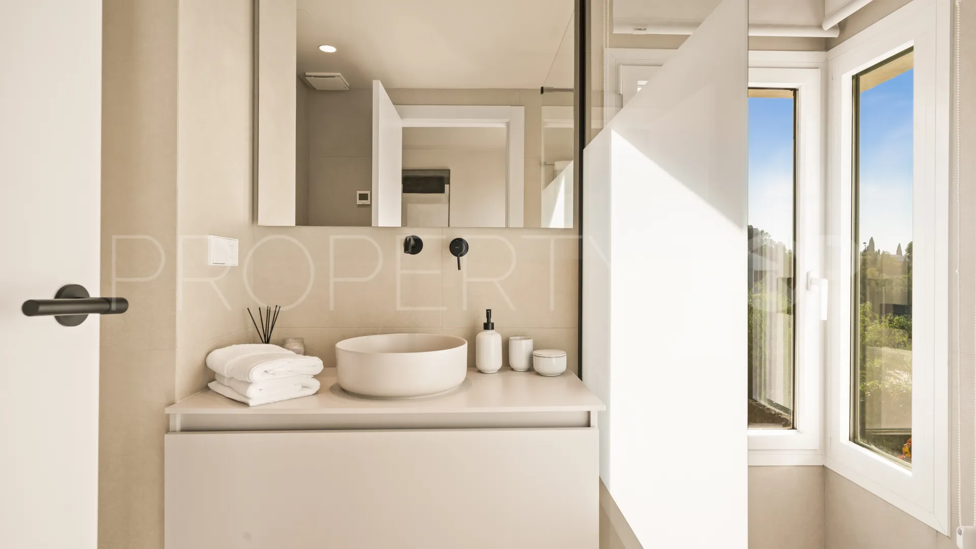La Quinta apartment for sale