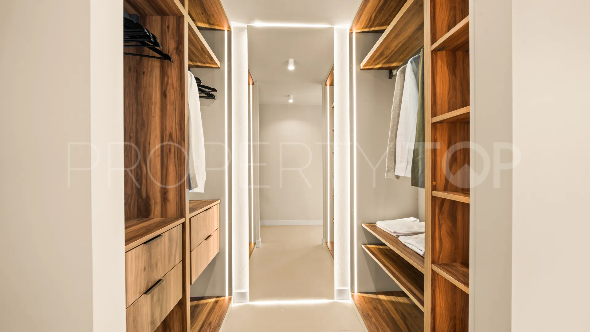 La Quinta apartment for sale