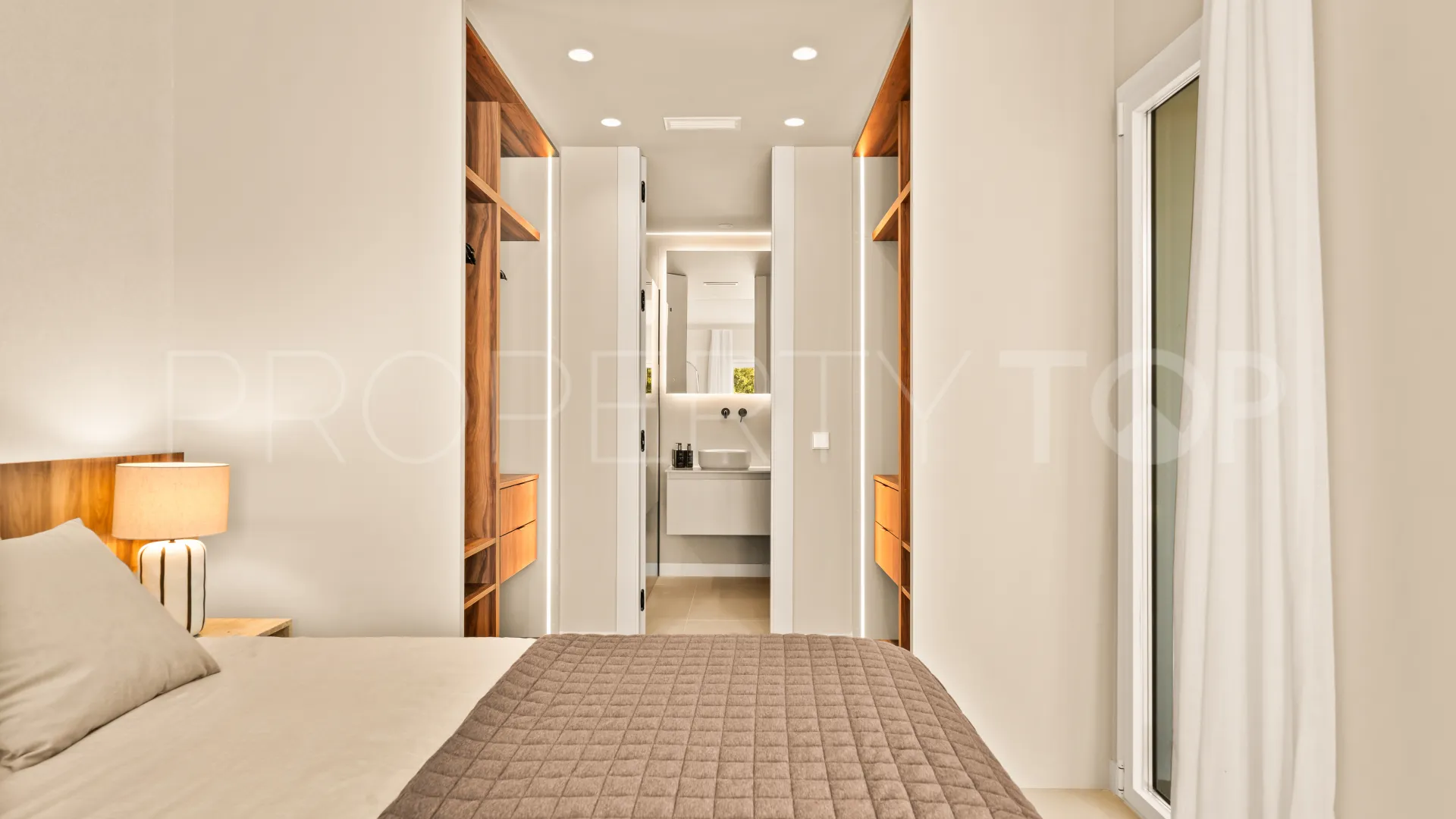 La Quinta apartment for sale