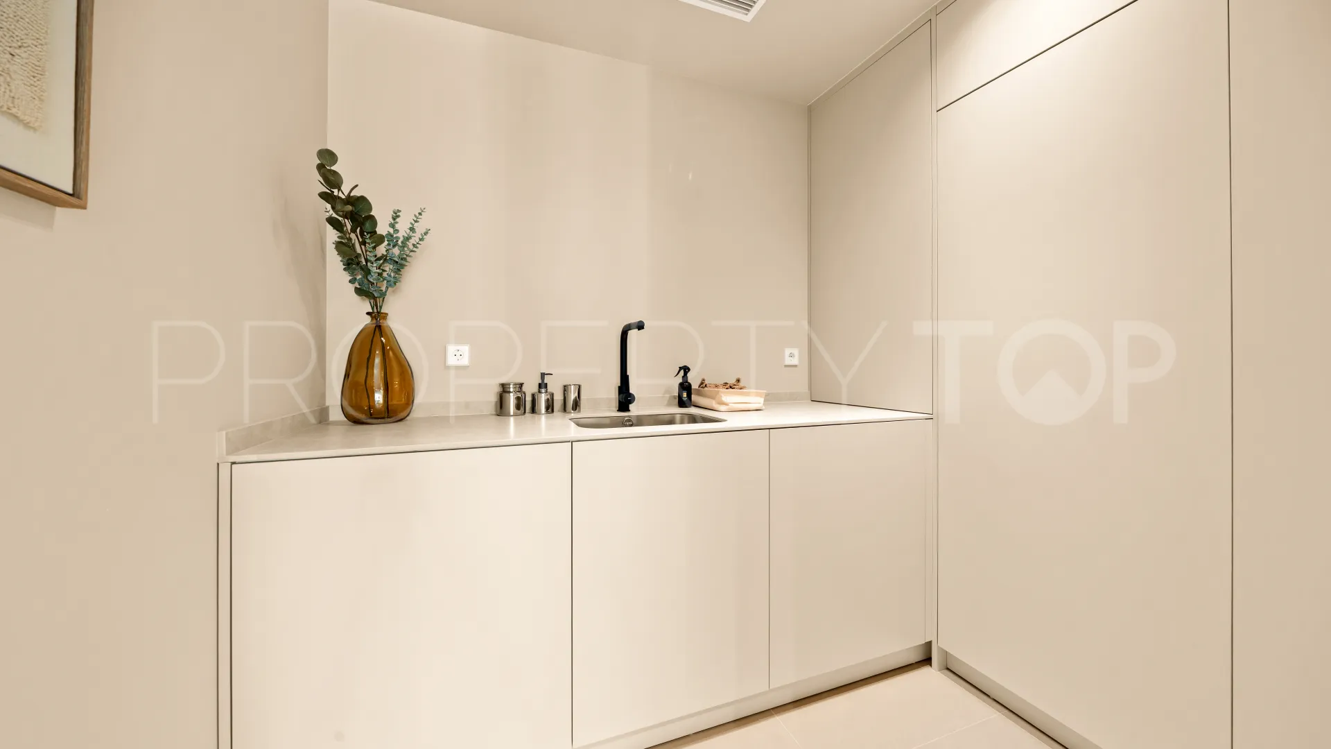 La Quinta apartment for sale