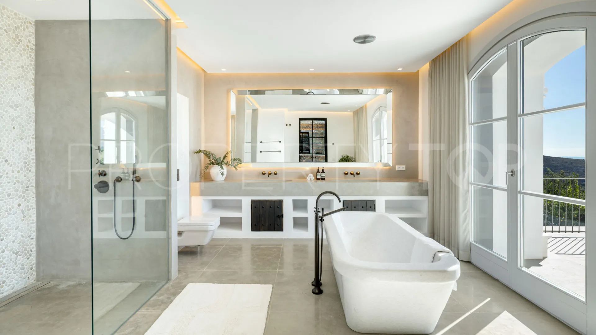 Villa en venta de 7 dormitorios en Marbella Club Golf Resort