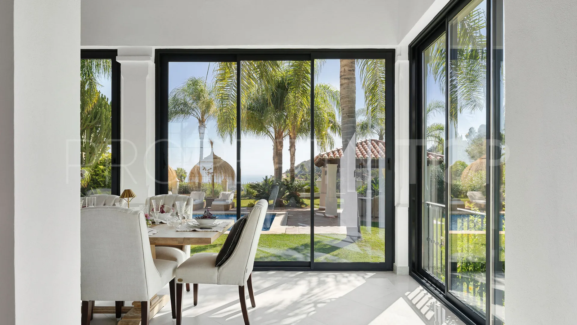 Comprar villa en El Madroñal