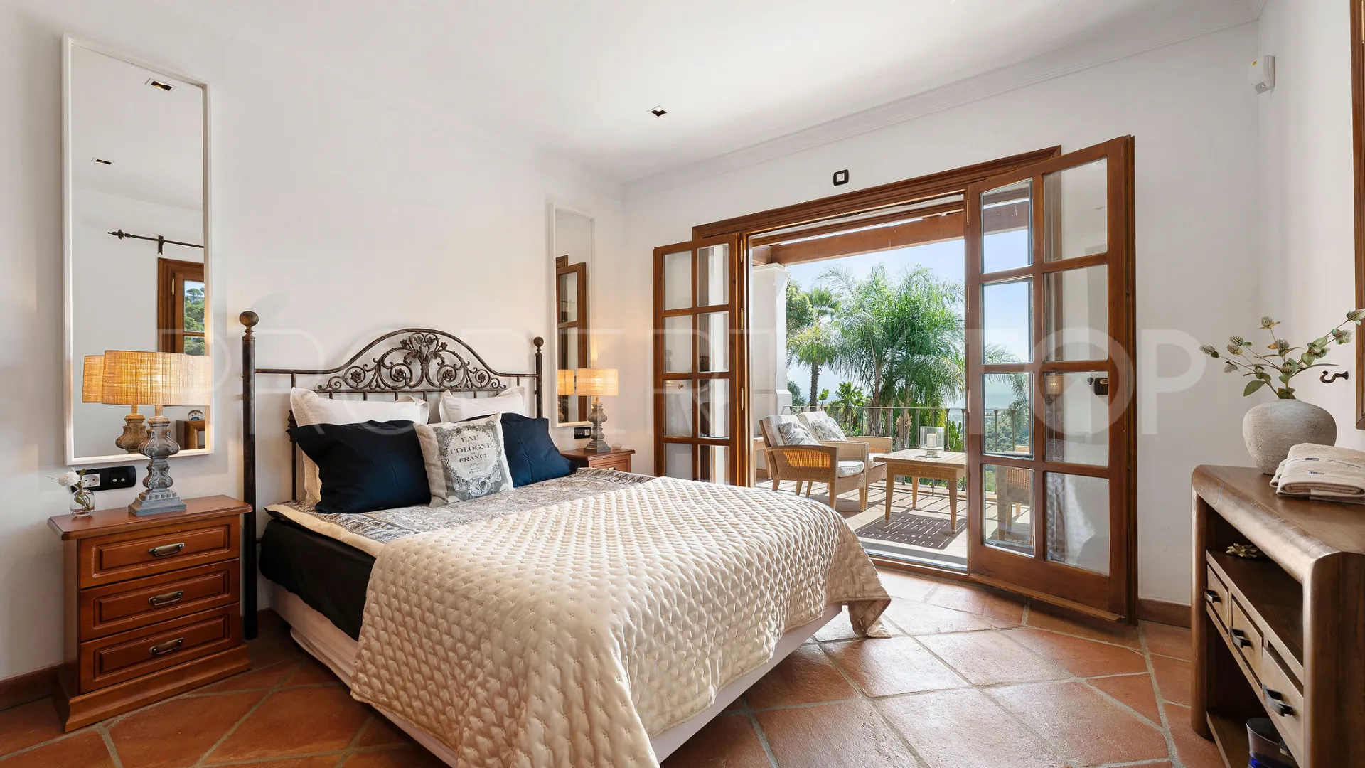 Comprar villa en El Madroñal