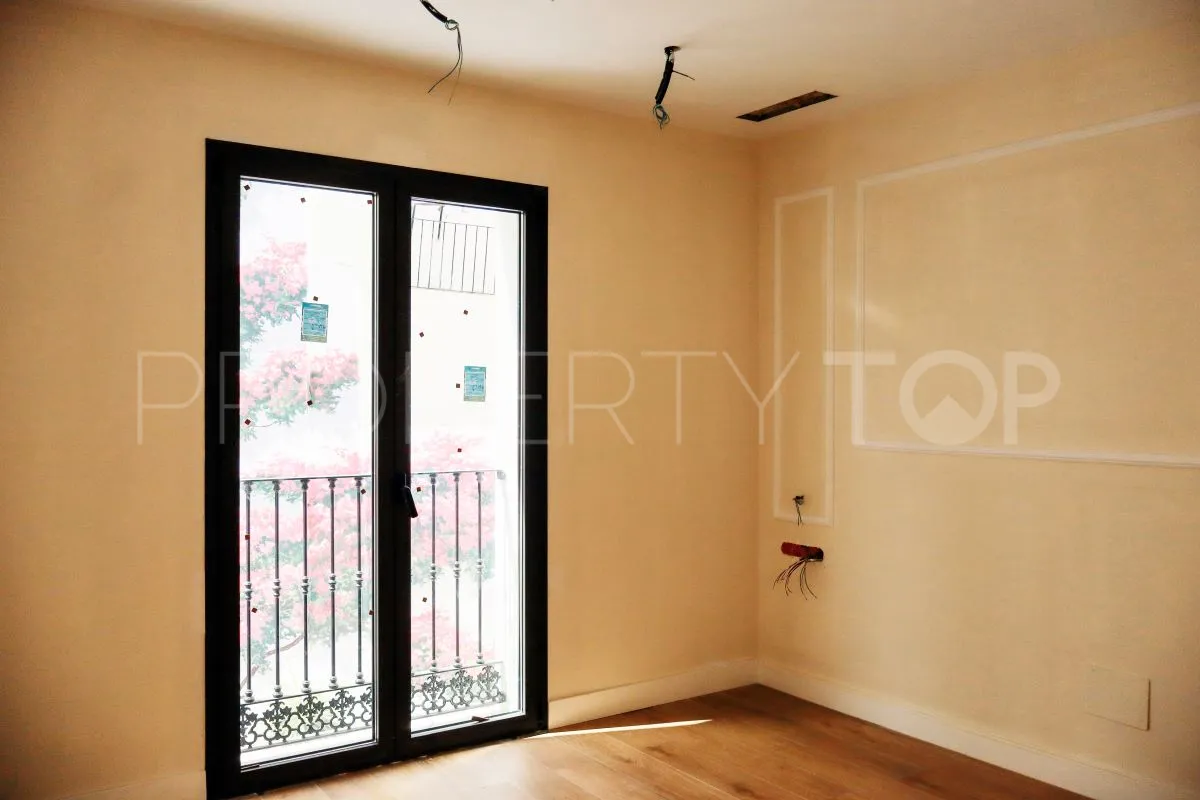 Estepona Centro, hotel de 9 dormitorios en venta