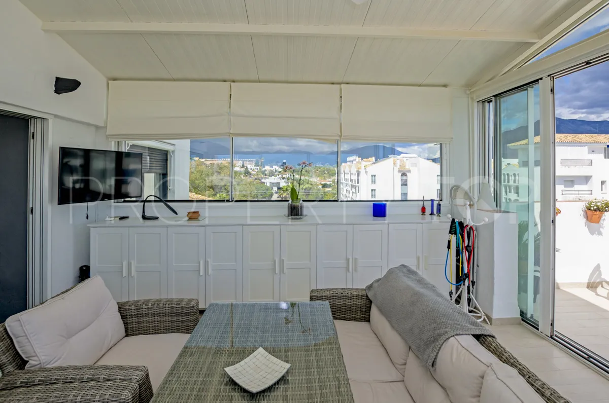Ático en venta de 3 dormitorios en Marbella - Puerto Banus