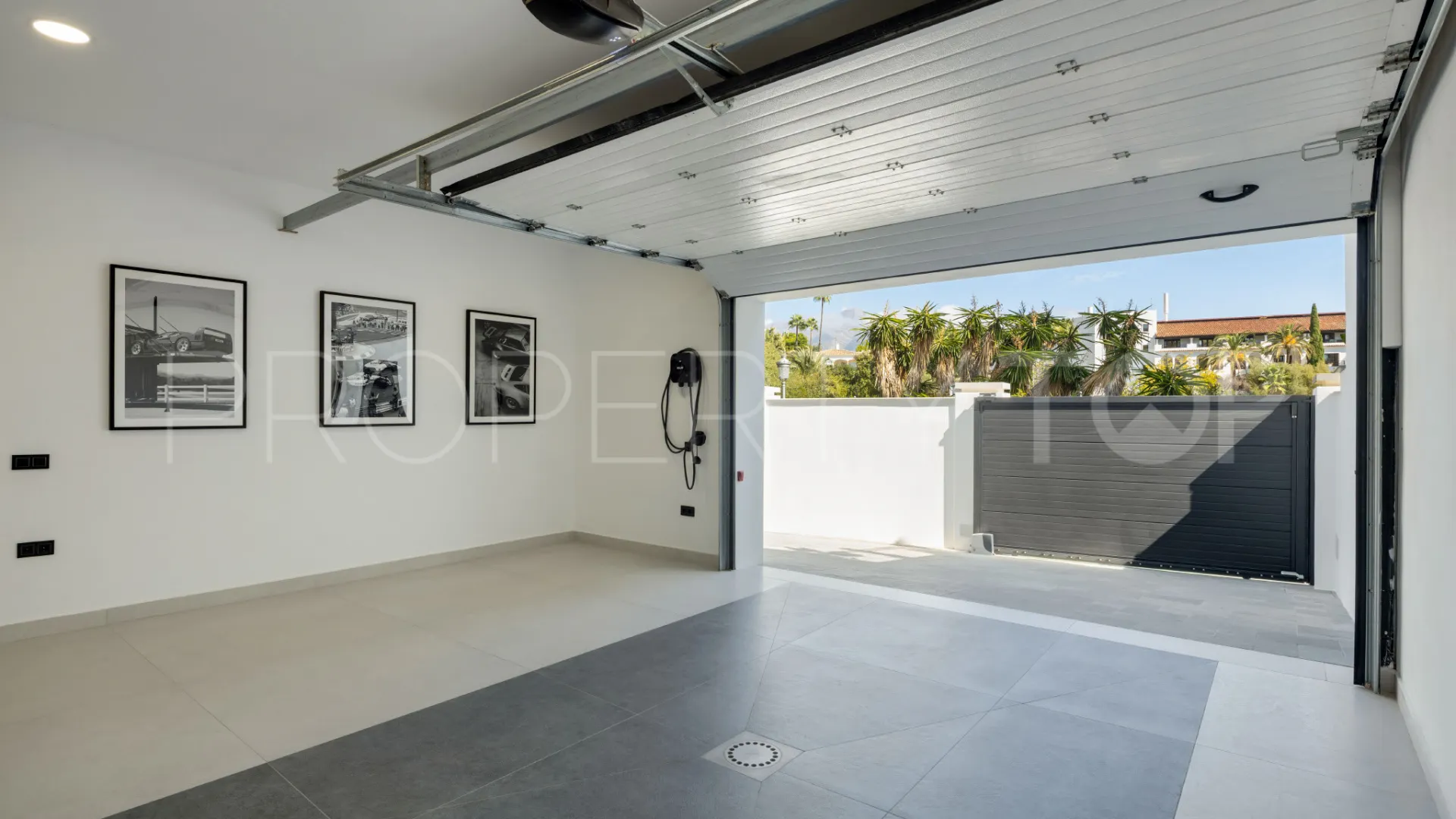 For sale villa in El Herrojo