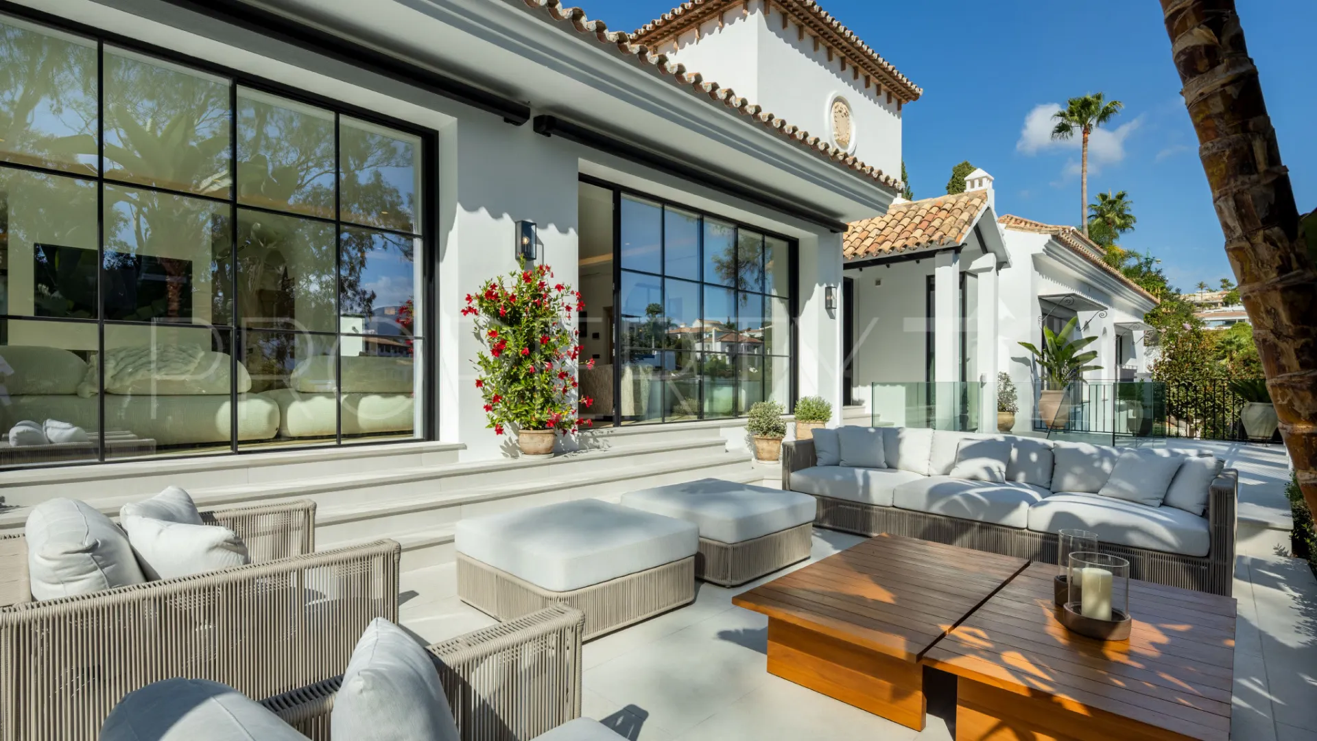 For sale villa in El Herrojo