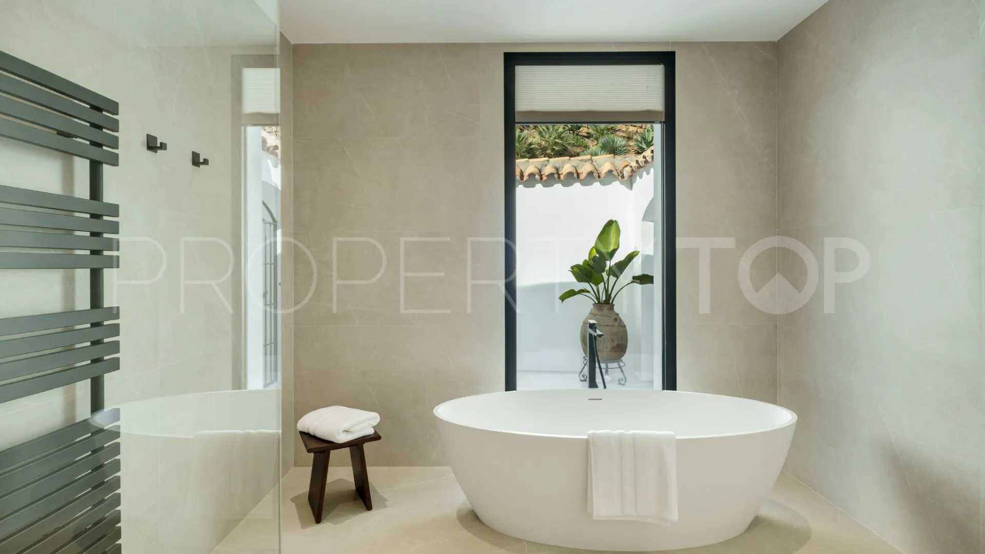 For sale villa in El Herrojo