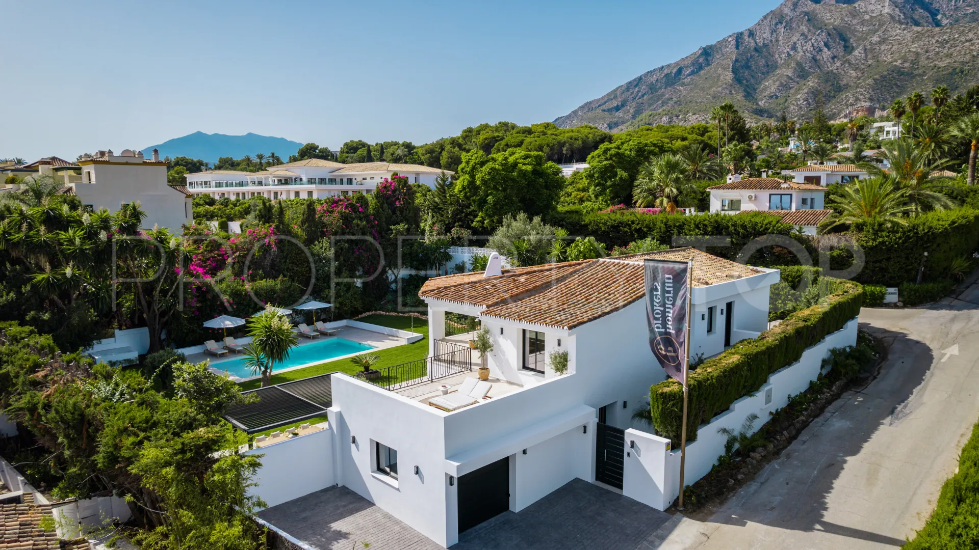 Marbella Golden Mile villa for sale