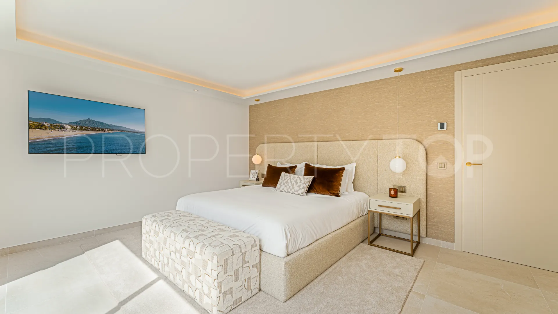 Marbella Golden Mile villa for sale
