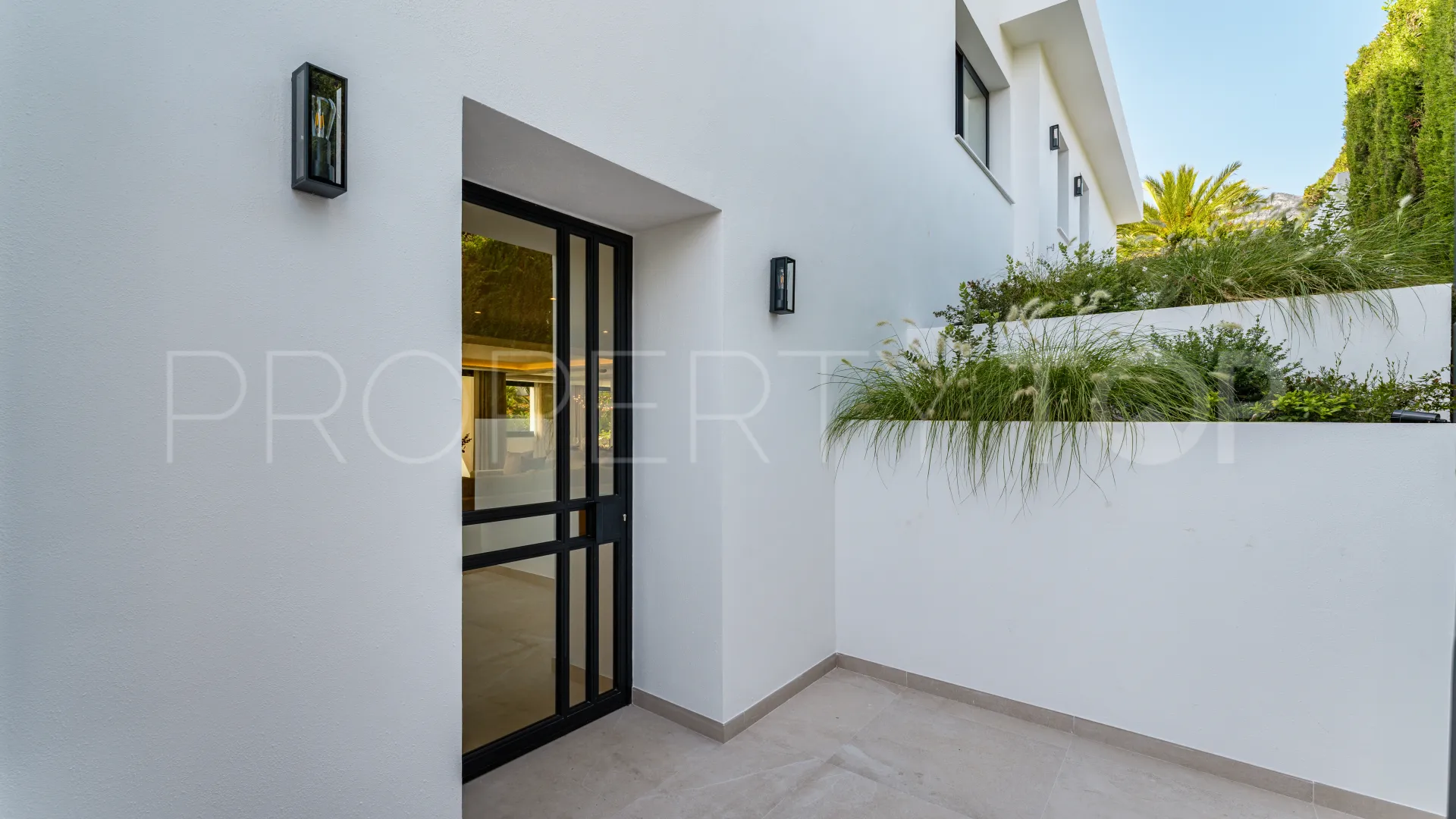 Marbella Golden Mile villa for sale