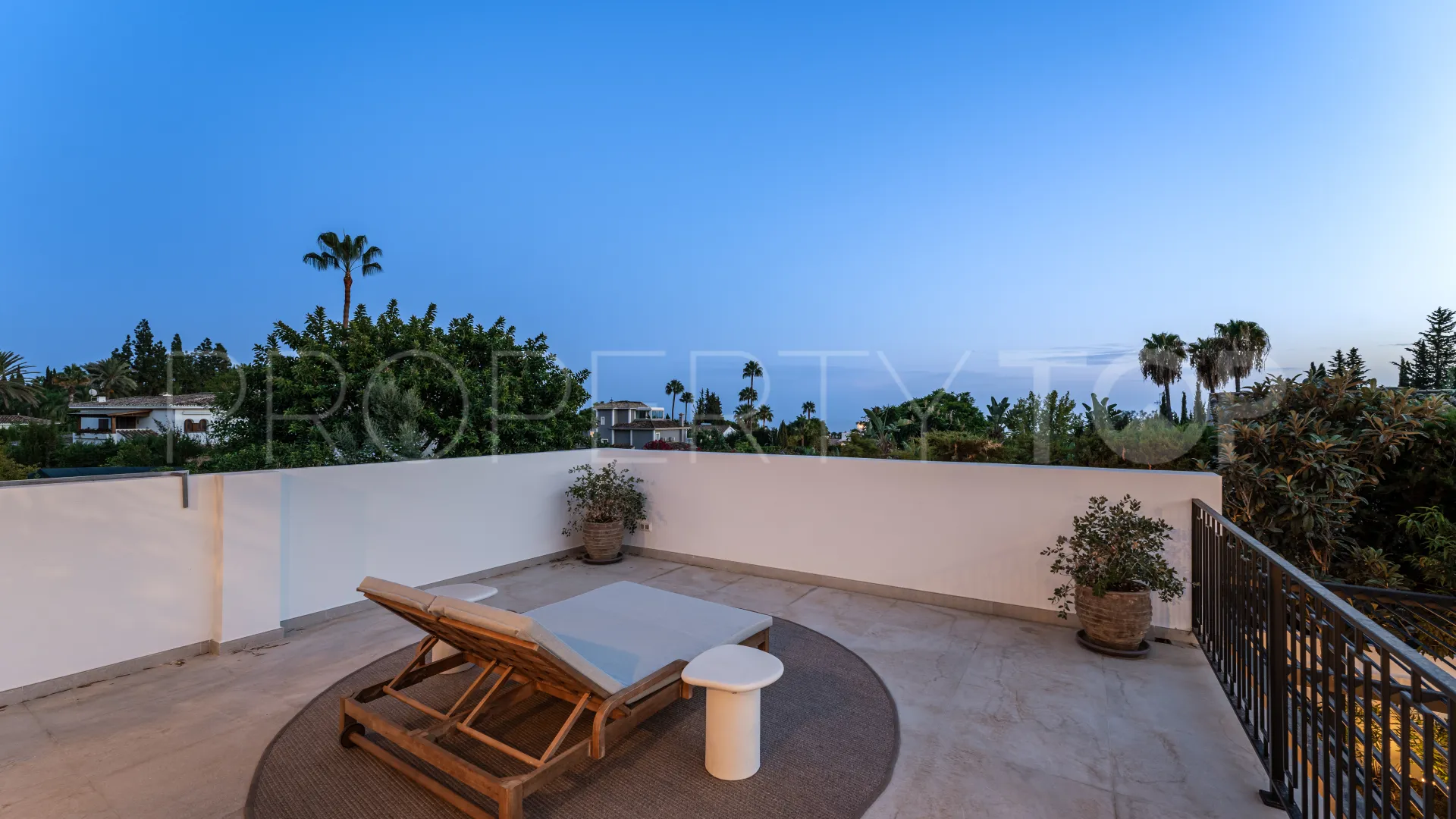 Marbella Golden Mile villa for sale
