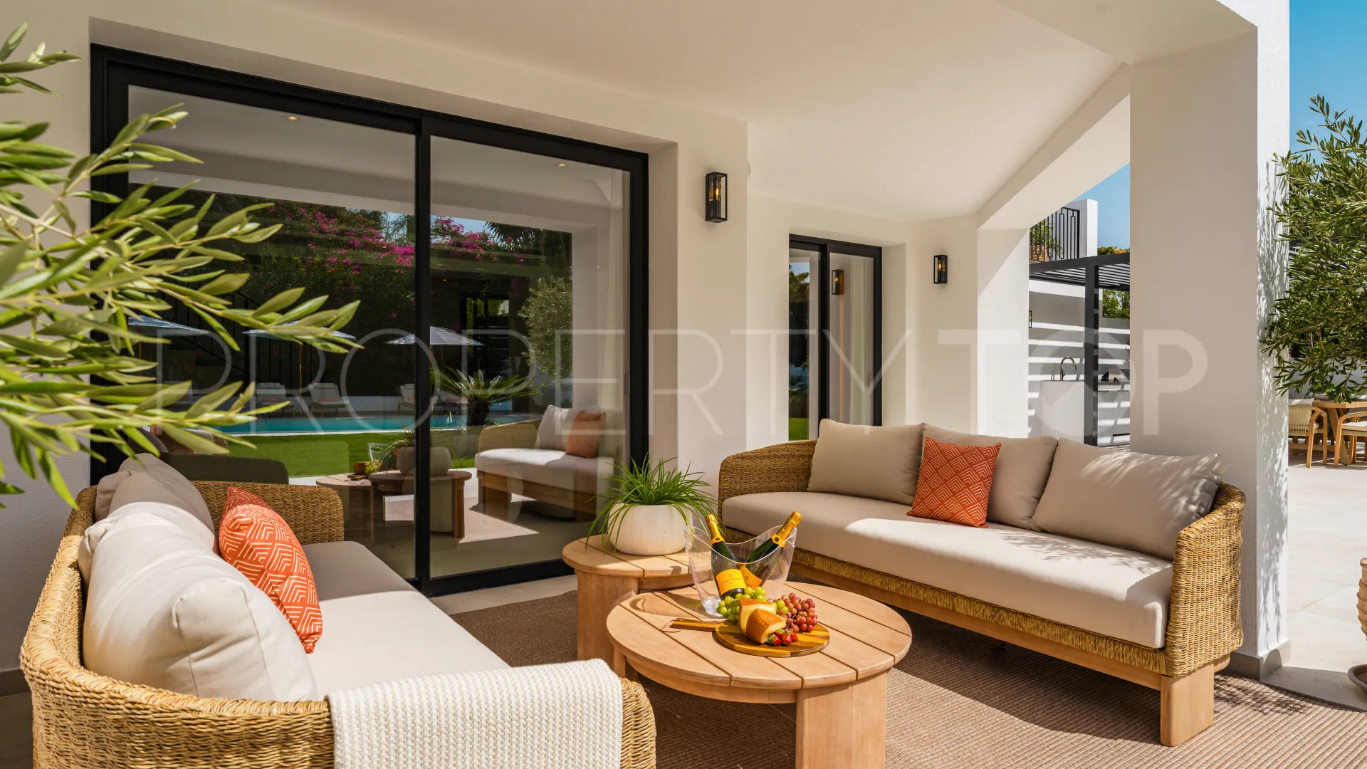 Marbella Golden Mile villa for sale