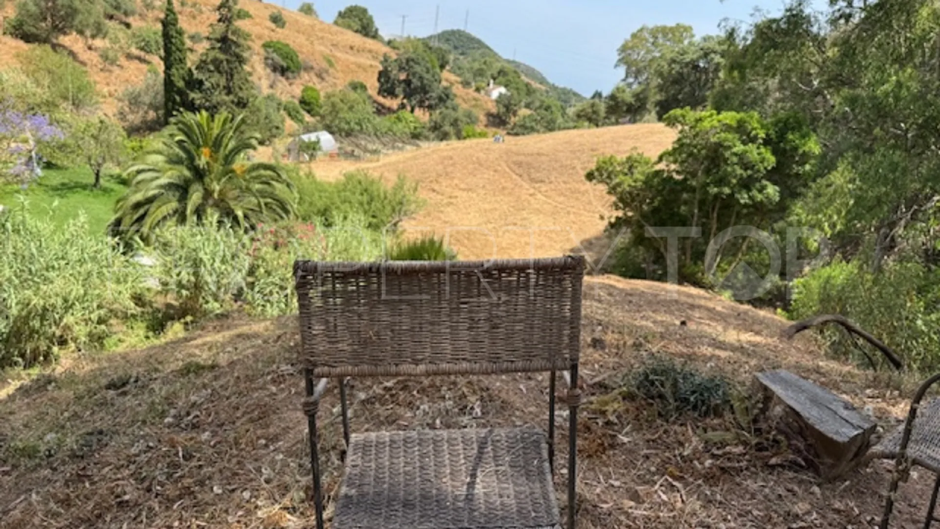 Casares Montaña, finca en venta