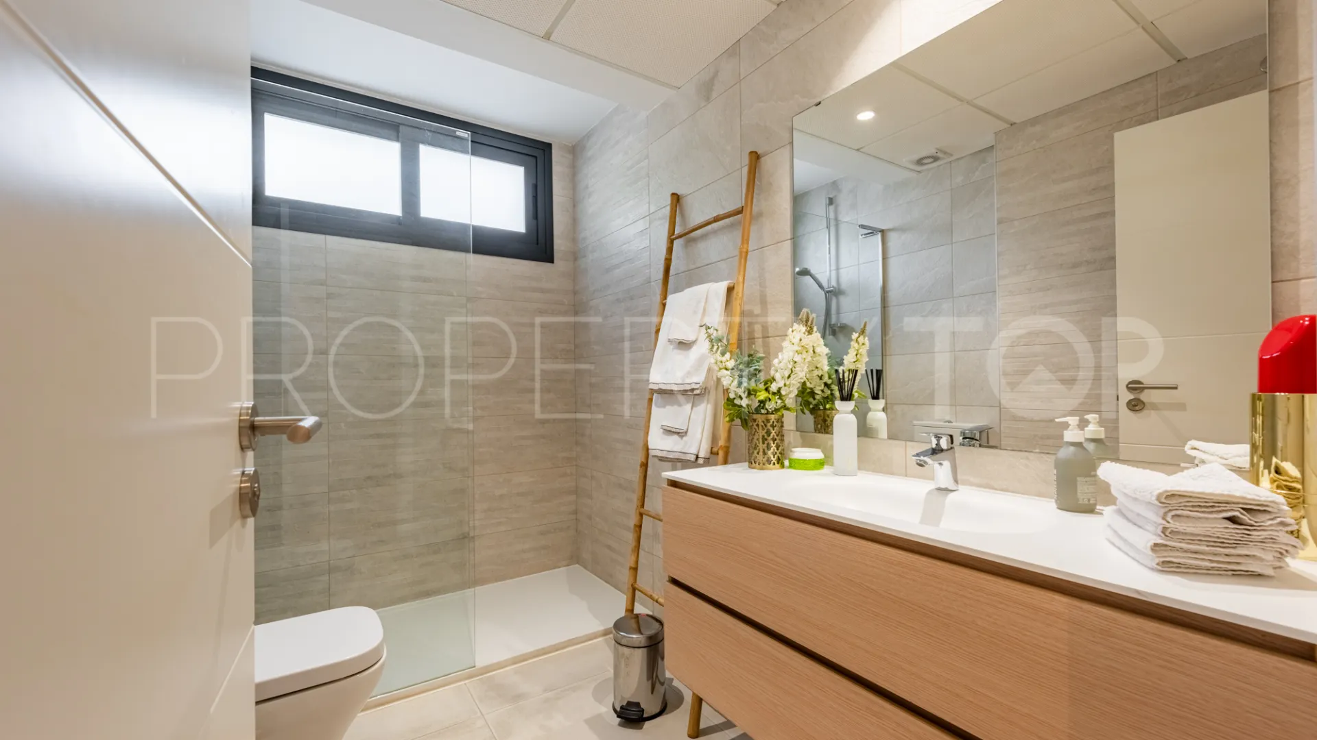 Se vende apartamento en Cortijo del Golf