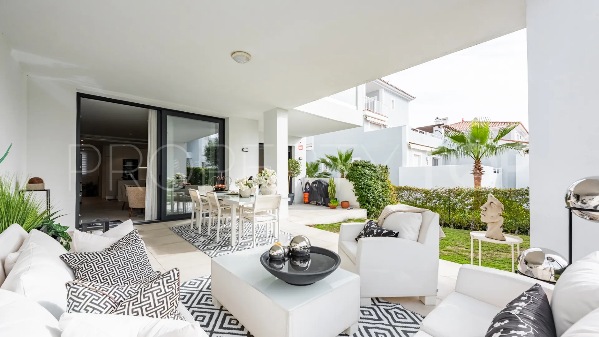 Se vende apartamento en Cortijo del Golf