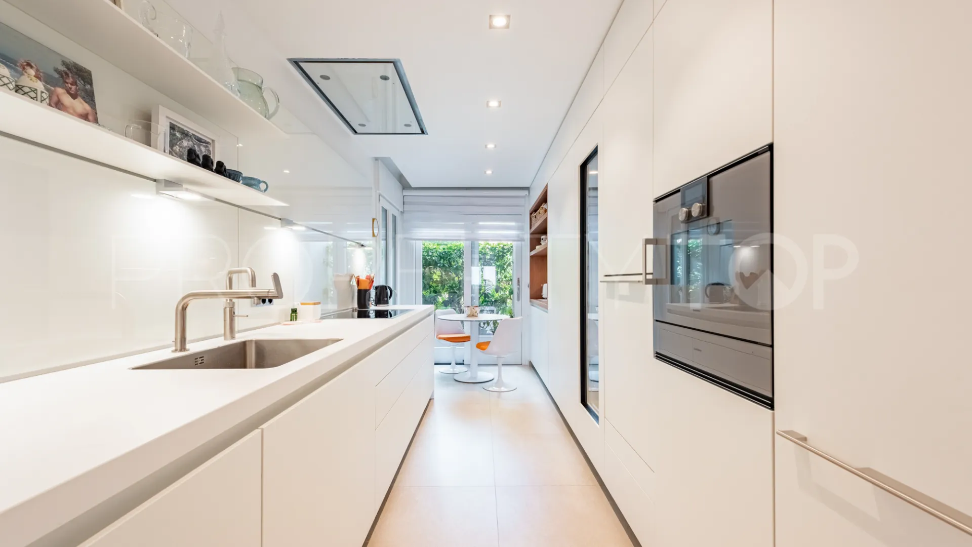 Doncella Beach, apartamento en venta