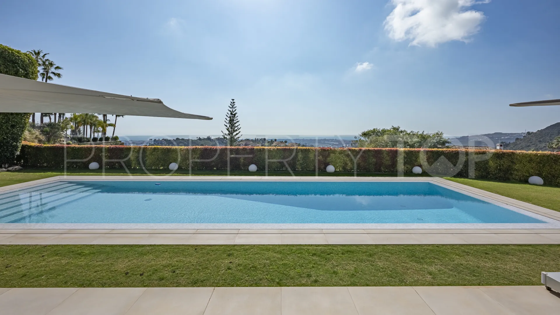 Villa en venta de 6 dormitorios en Los Arqueros