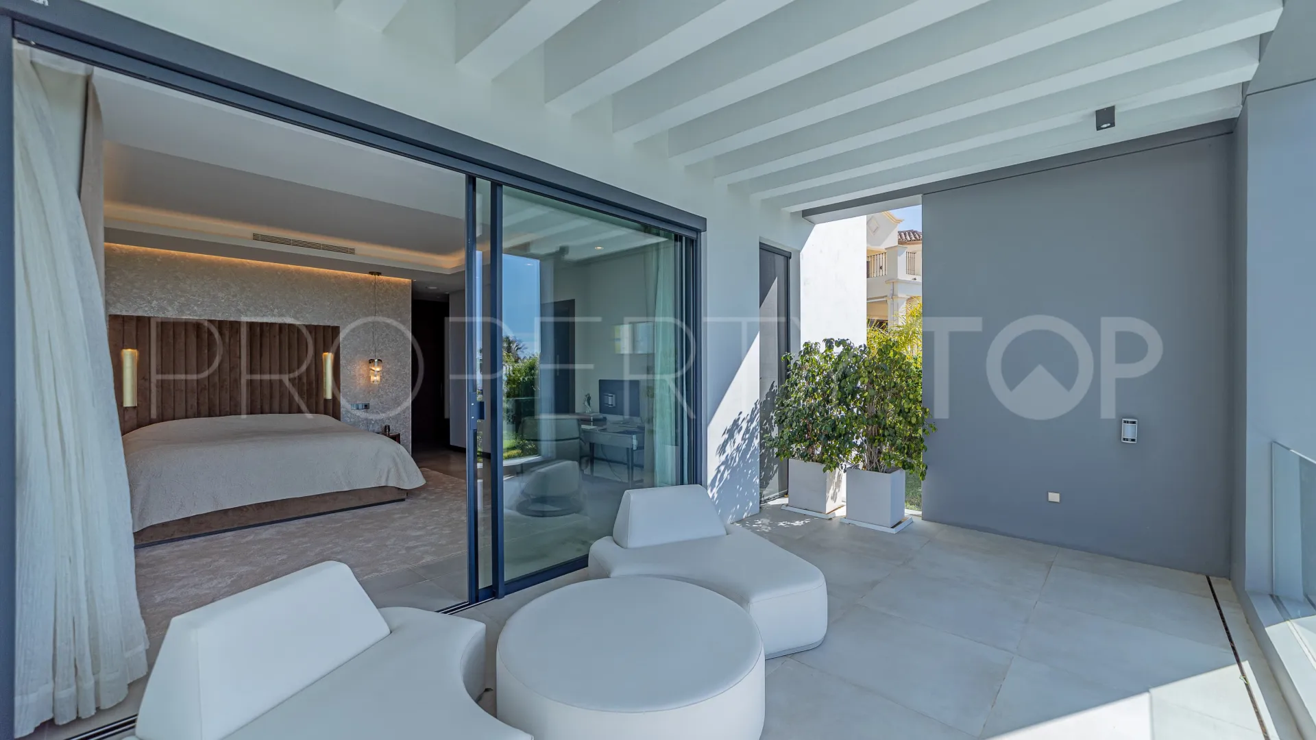Villa en venta de 6 dormitorios en Los Arqueros