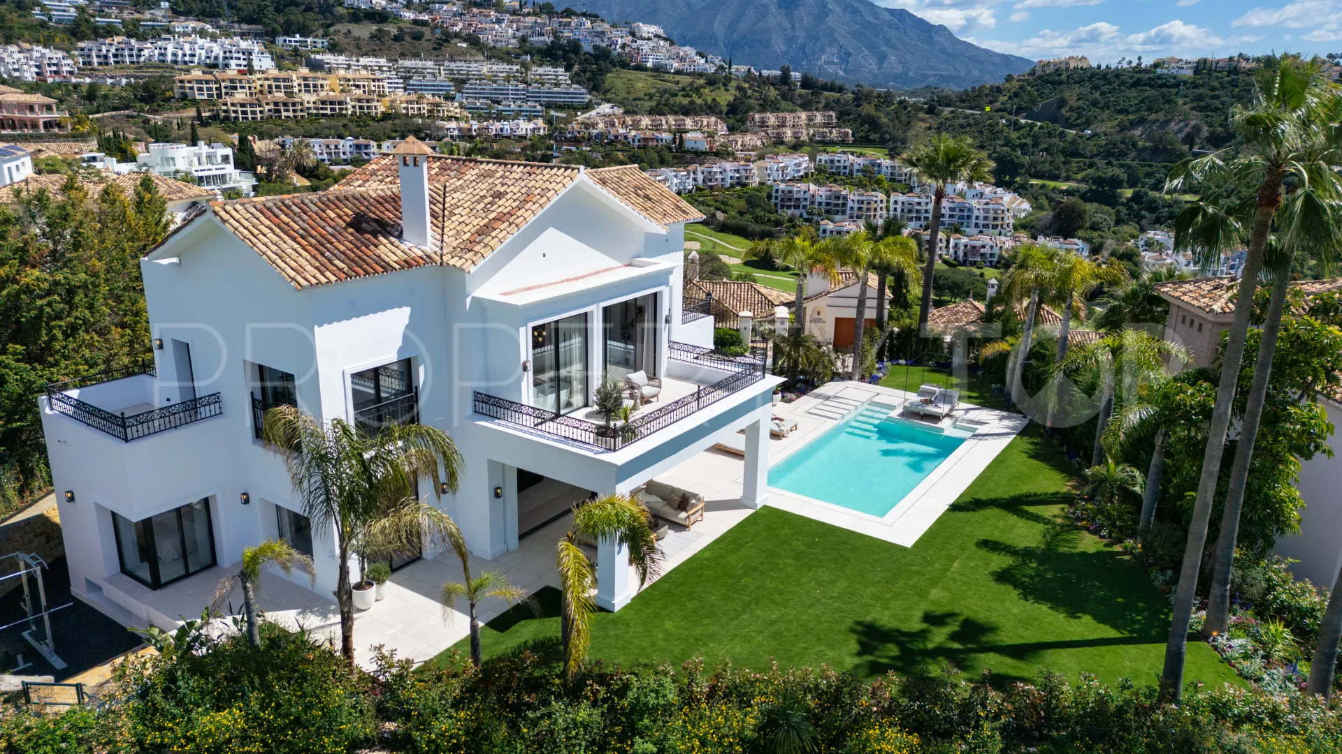 Villa for sale in Los Arqueros