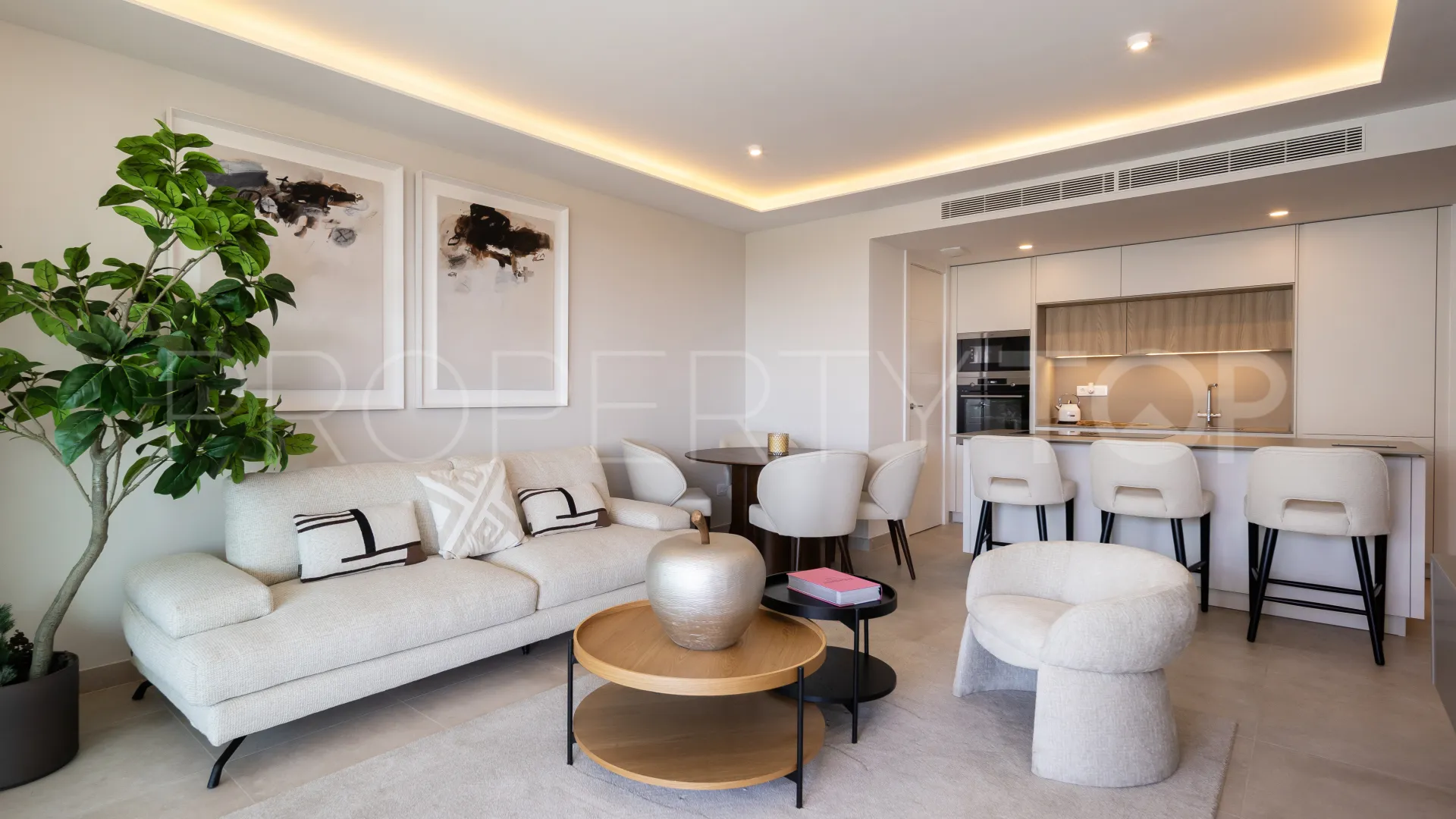 Apartment for sale in Fuengirola Centro with 3 bedrooms