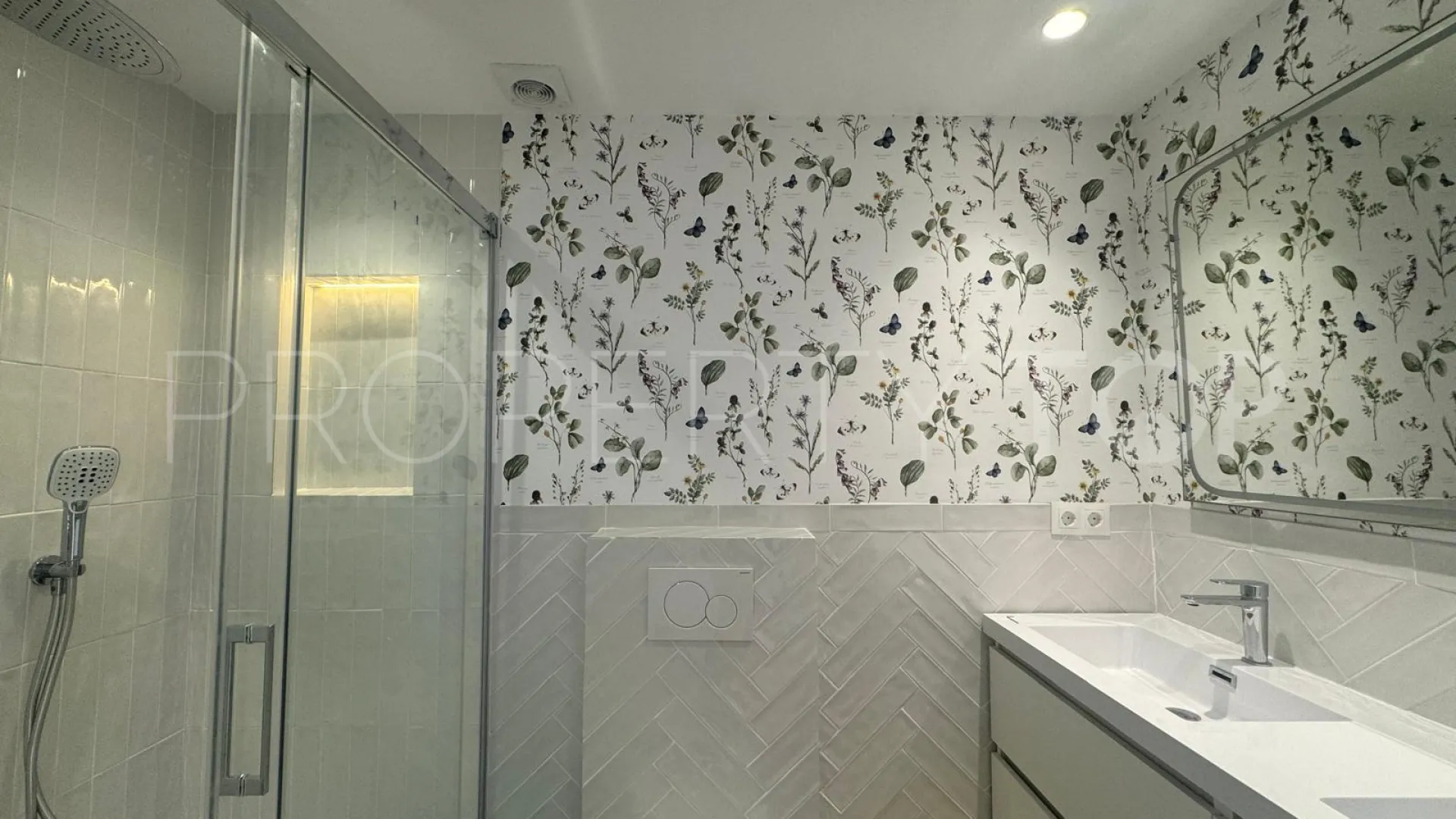 Atalaya apartment for sale