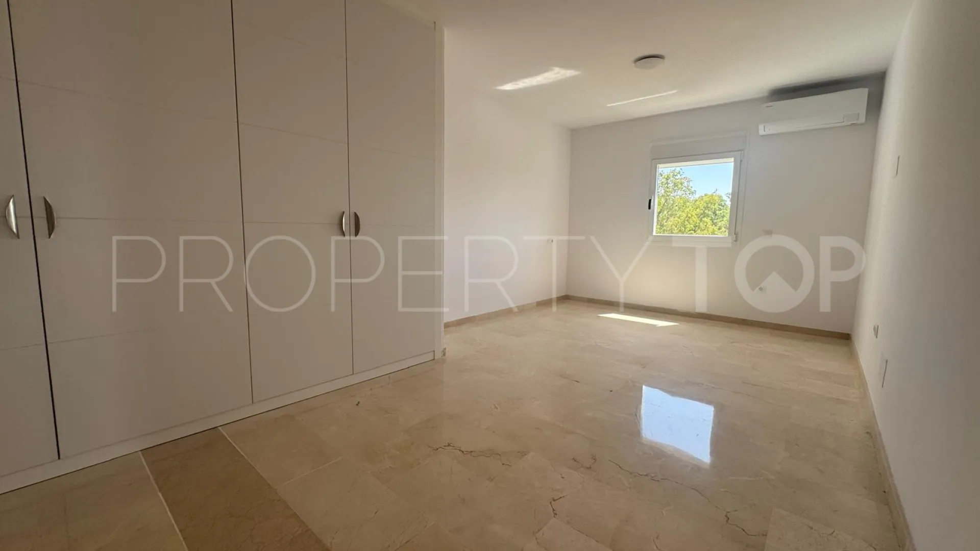 Atalaya apartment for sale