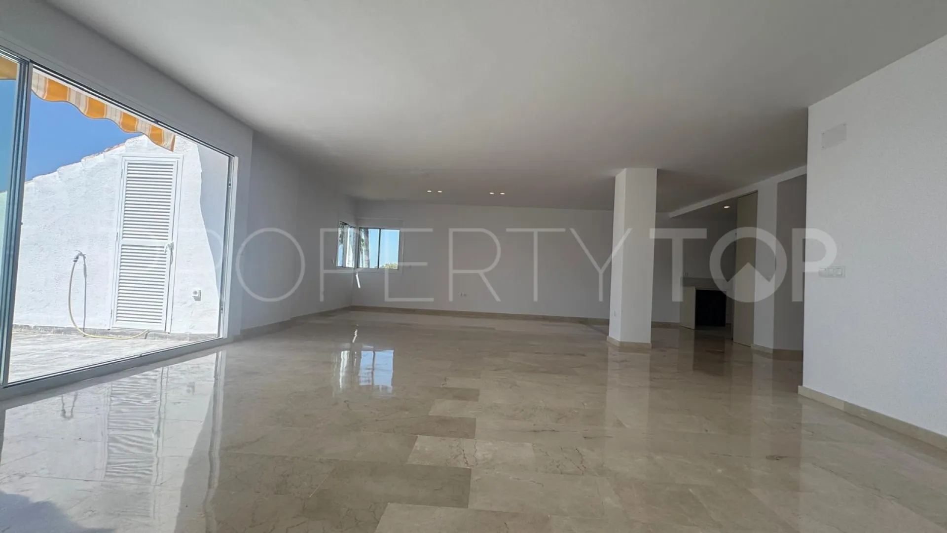 Atalaya apartment for sale