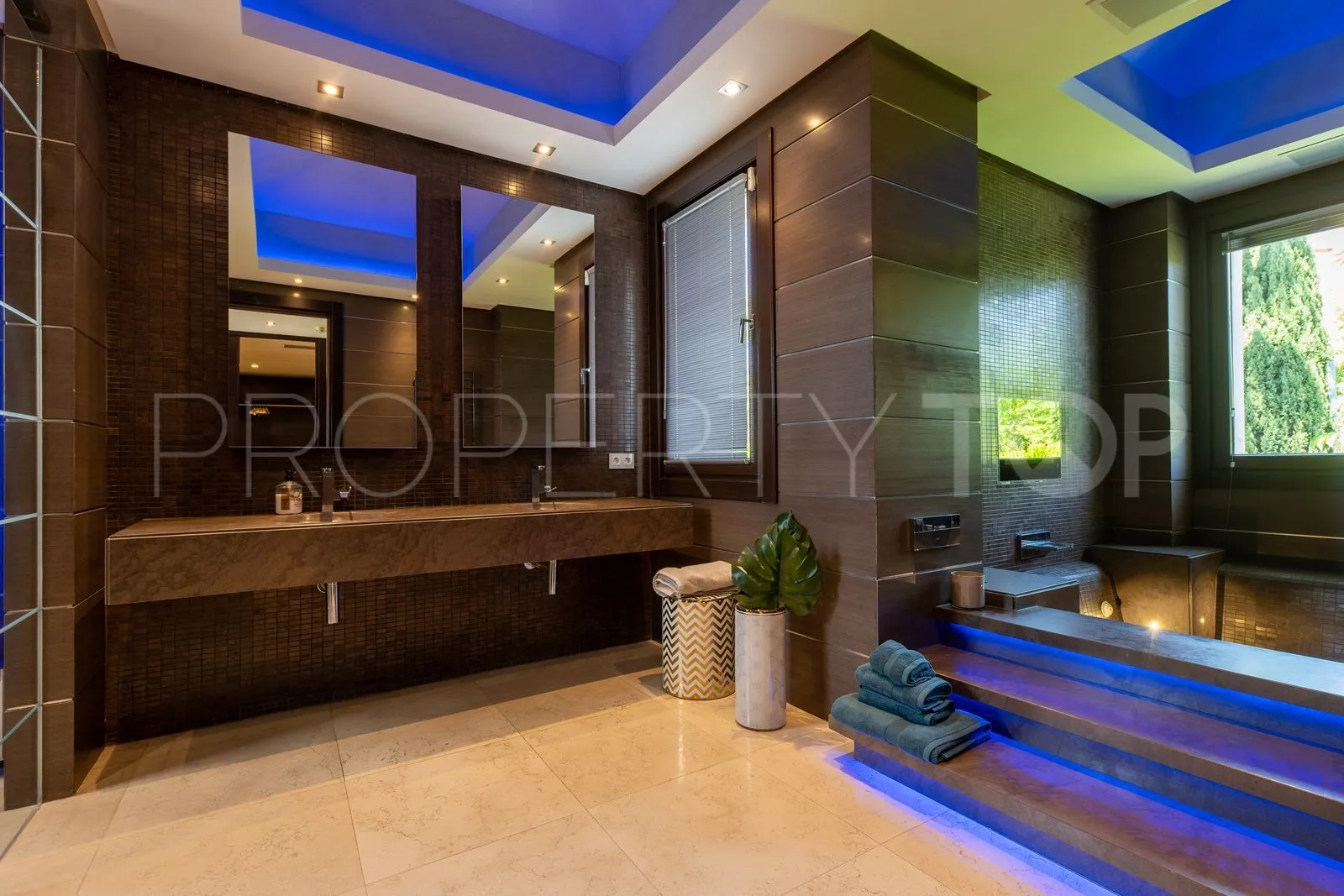 Villa for sale in Los Flamingos