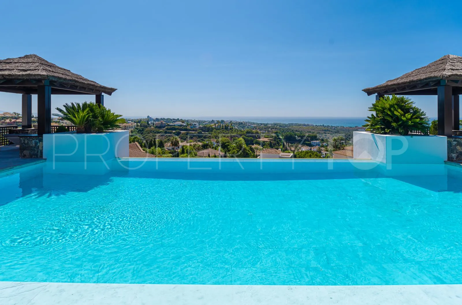 Villa for sale in Los Flamingos