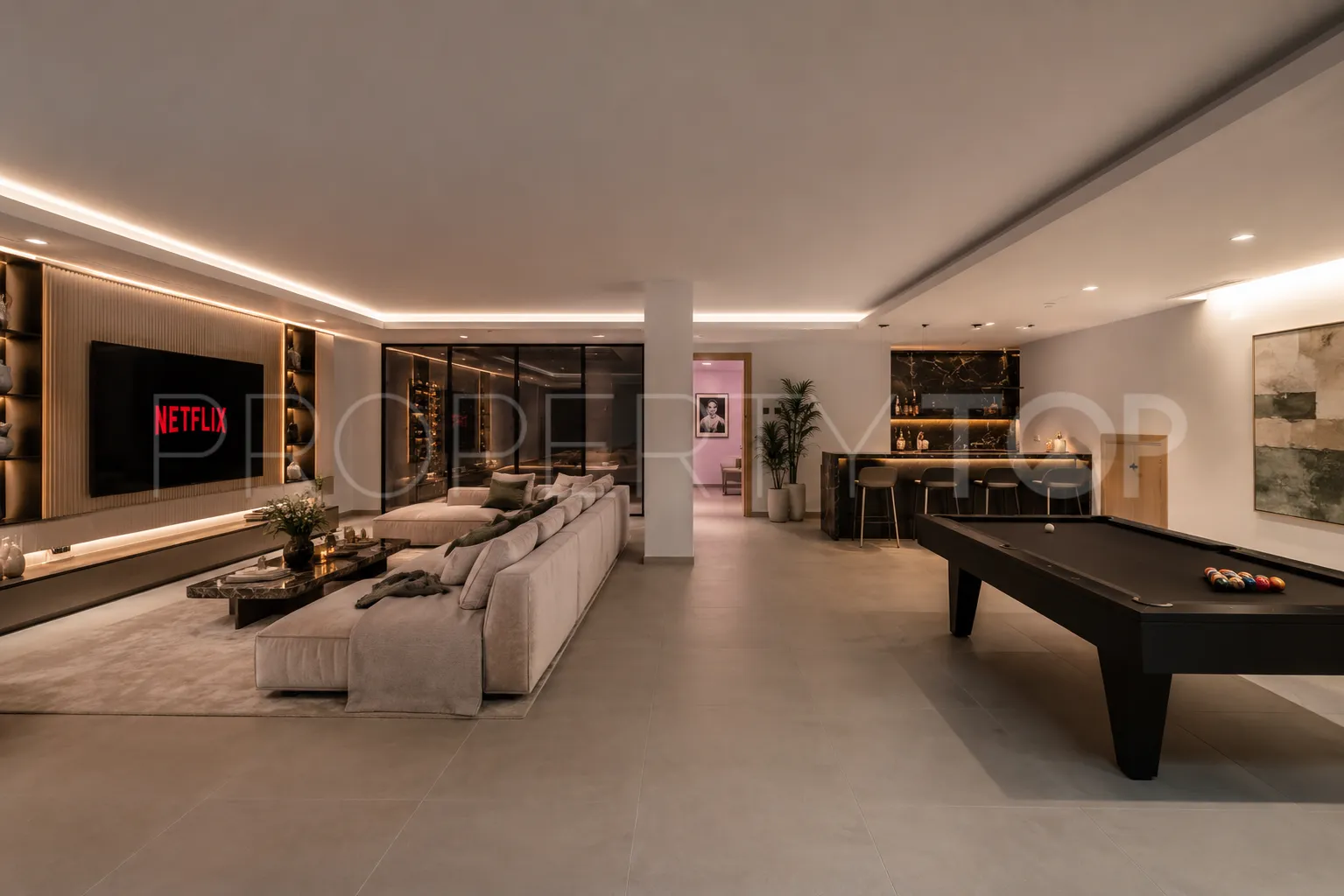 Cortijo Blanco, villa con 8 dormitorios a la venta