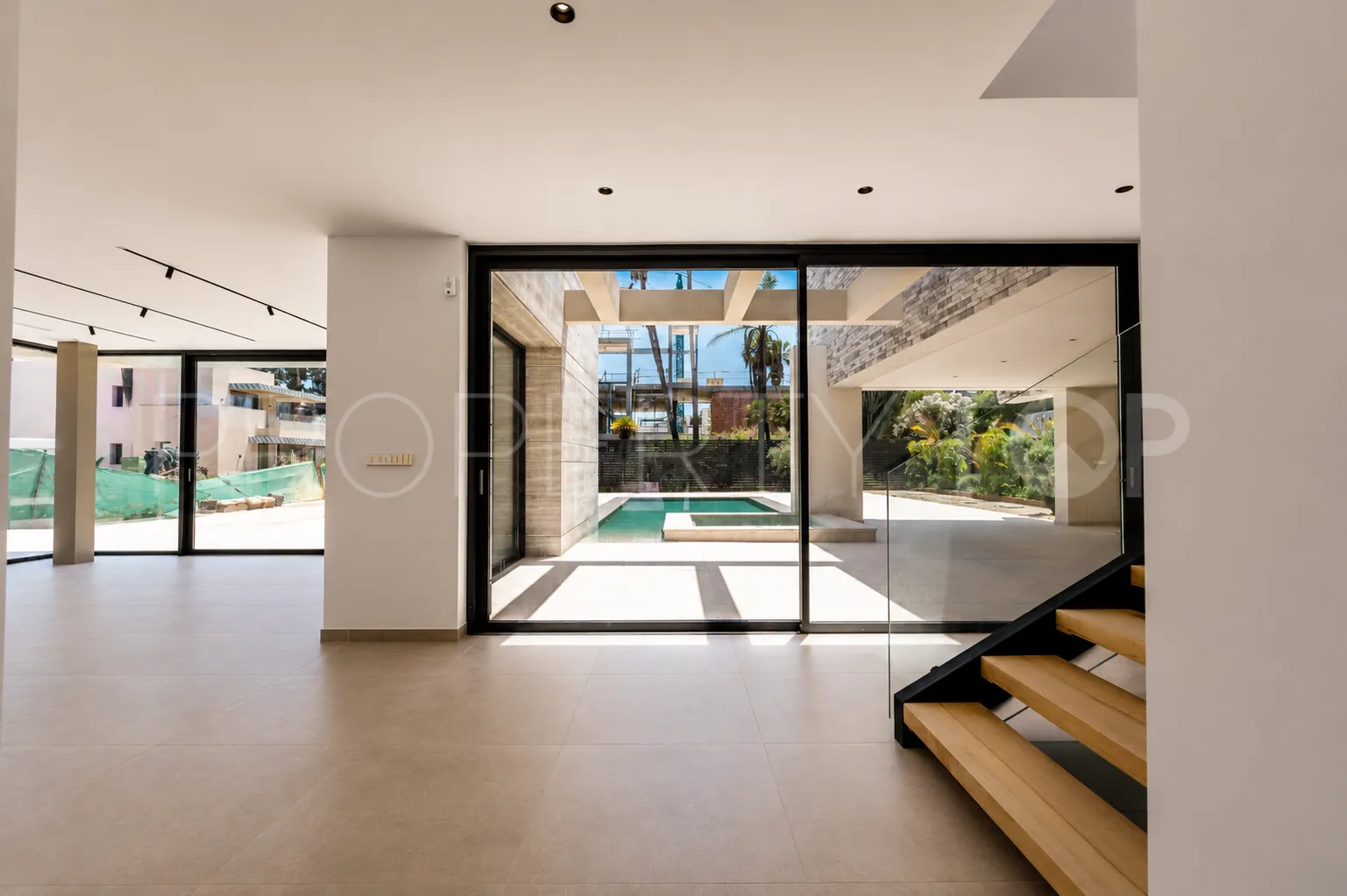 Cortijo Blanco, villa con 8 dormitorios a la venta