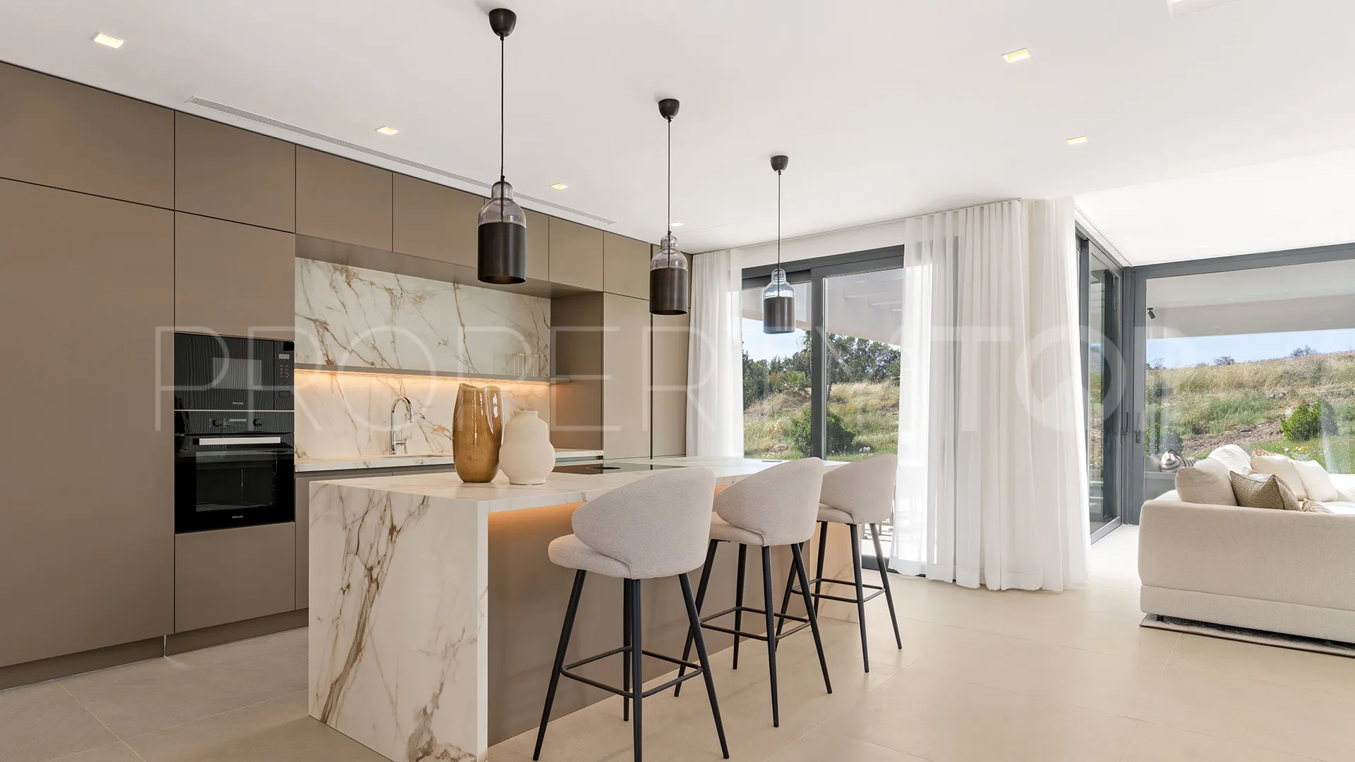 Villa en venta en Estepona Golf