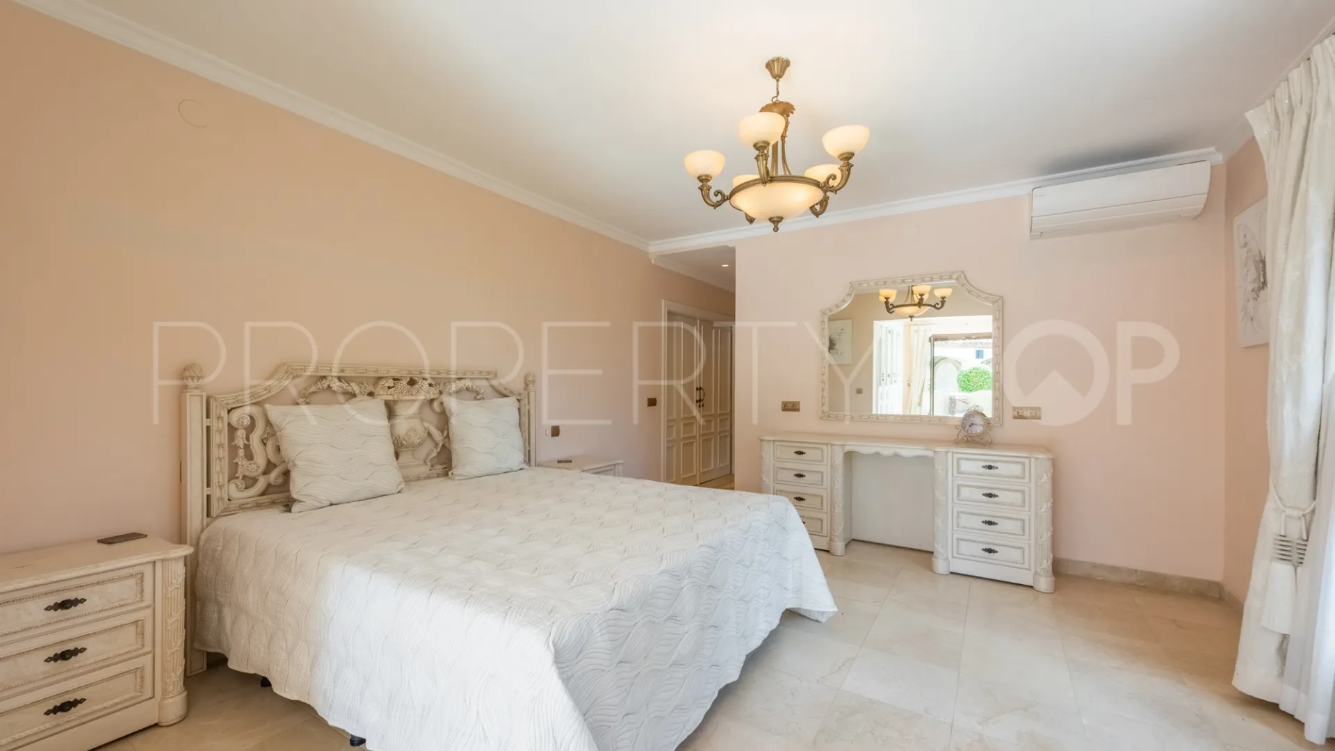 New Golden Mile, villa en venta de 6 dormitorios