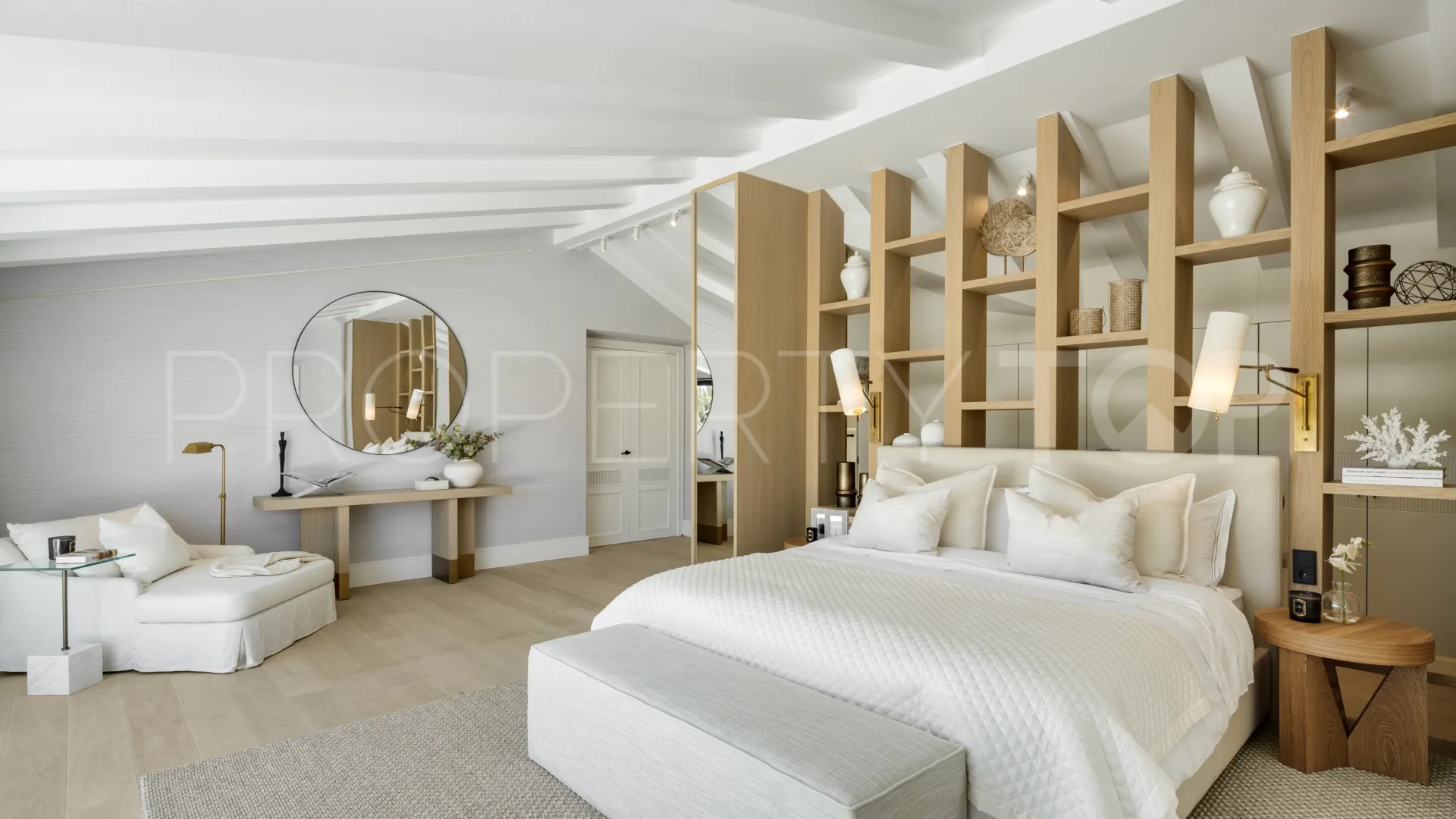 7 bedrooms Las Brisas villa for sale