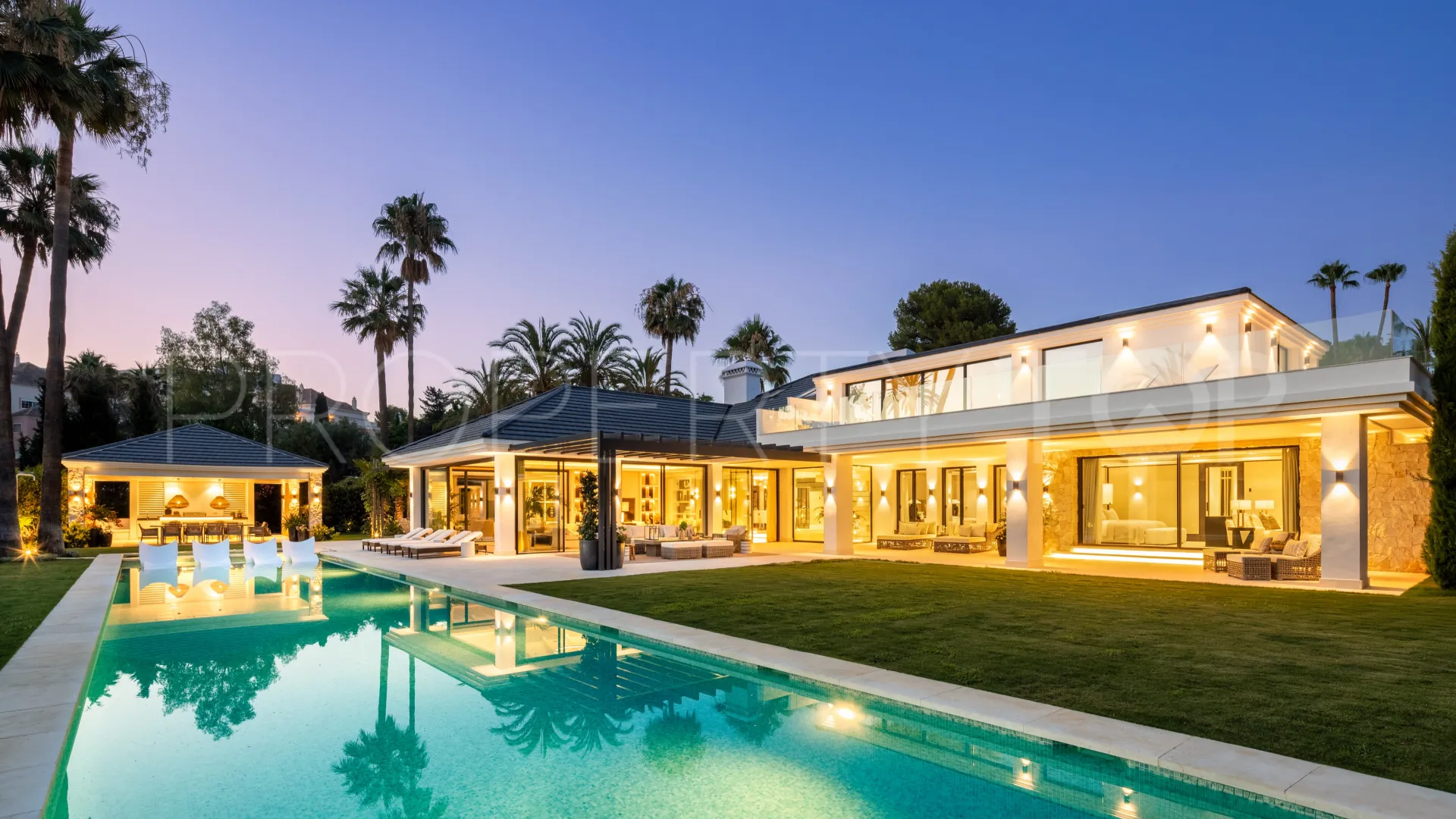 7 bedrooms Las Brisas villa for sale