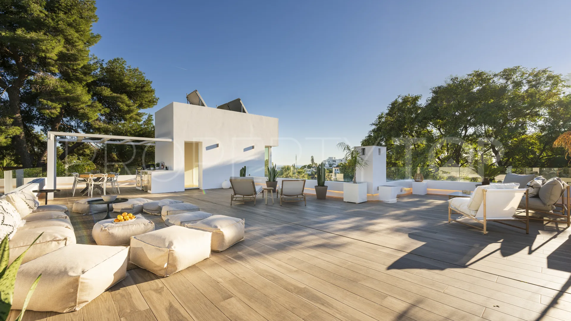 Nueva Andalucia villa for sale