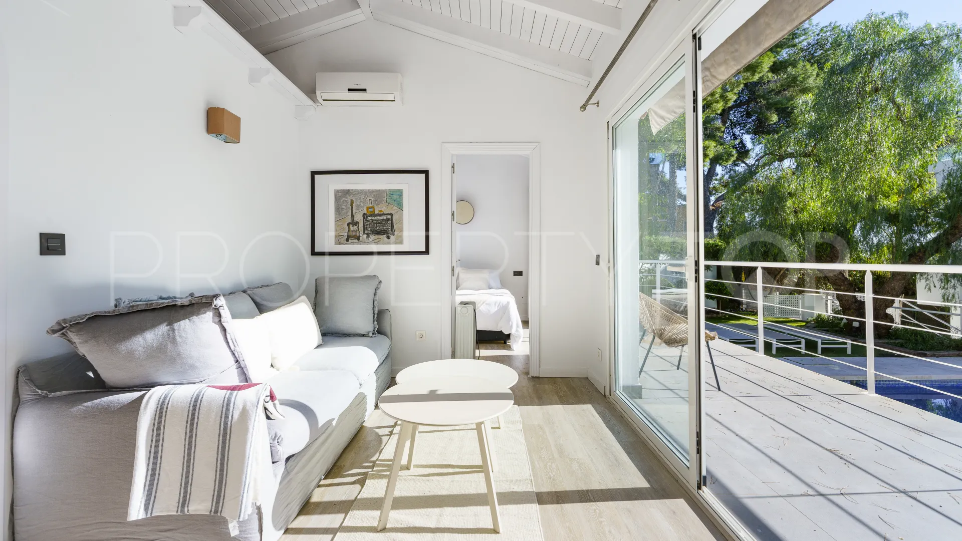 Nueva Andalucia villa for sale