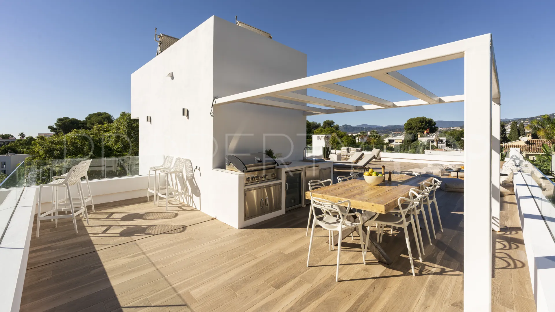 Nueva Andalucia villa for sale