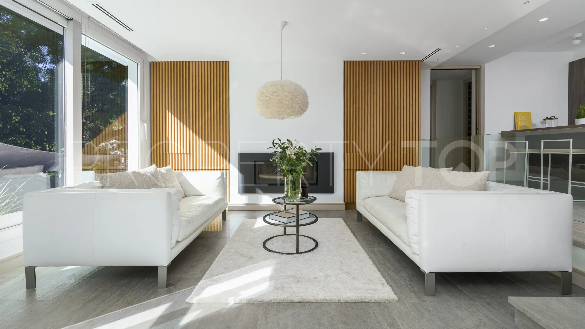 Nueva Andalucia villa for sale