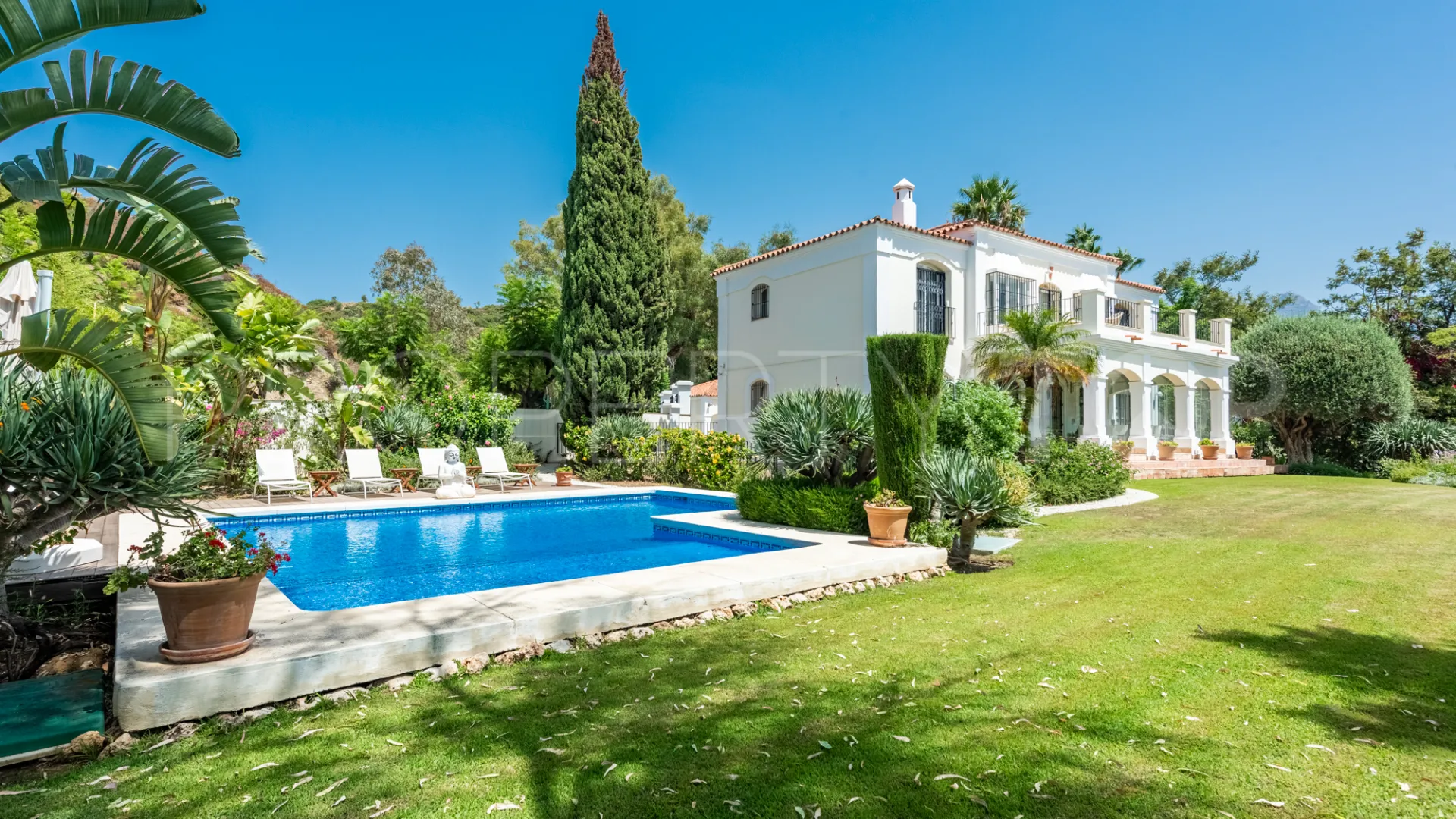 5 bedrooms Vega del Colorado villa for sale