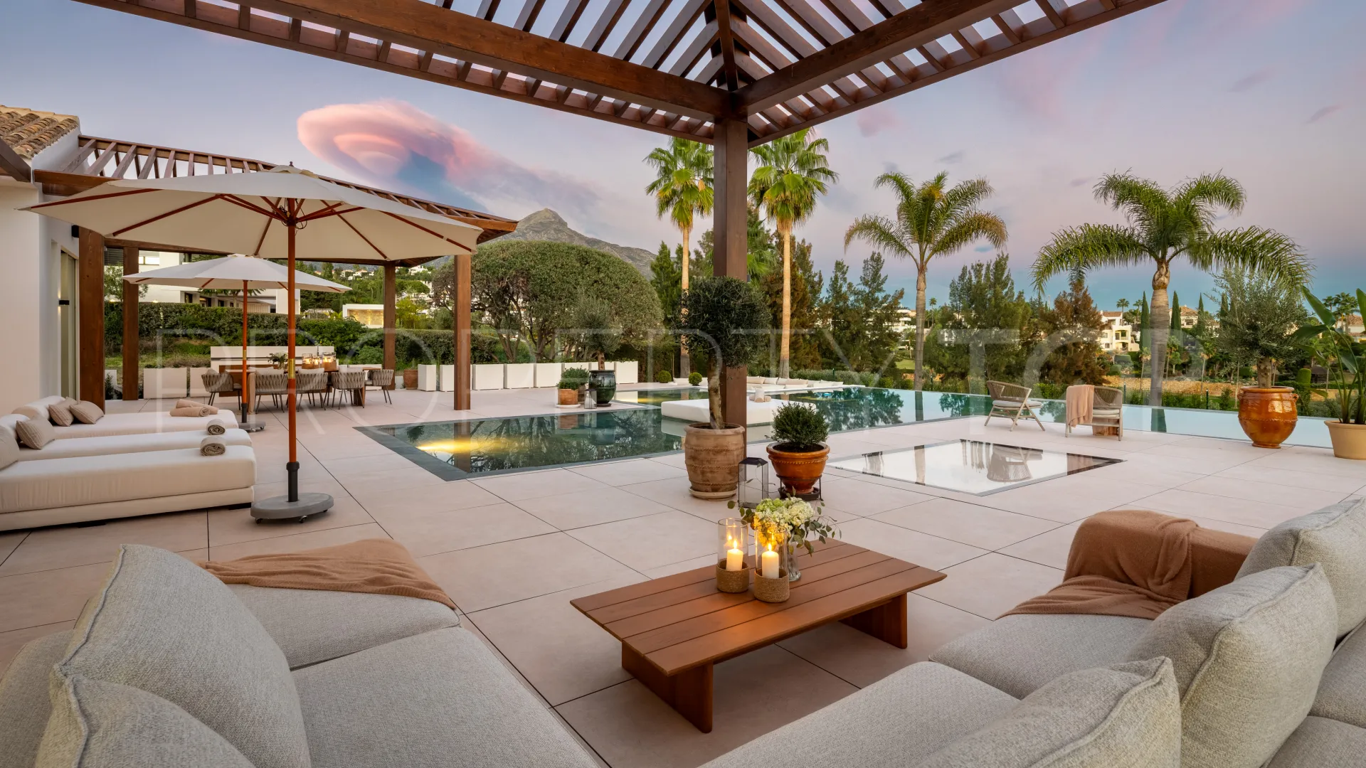 Nueva Andalucia, villa en venta