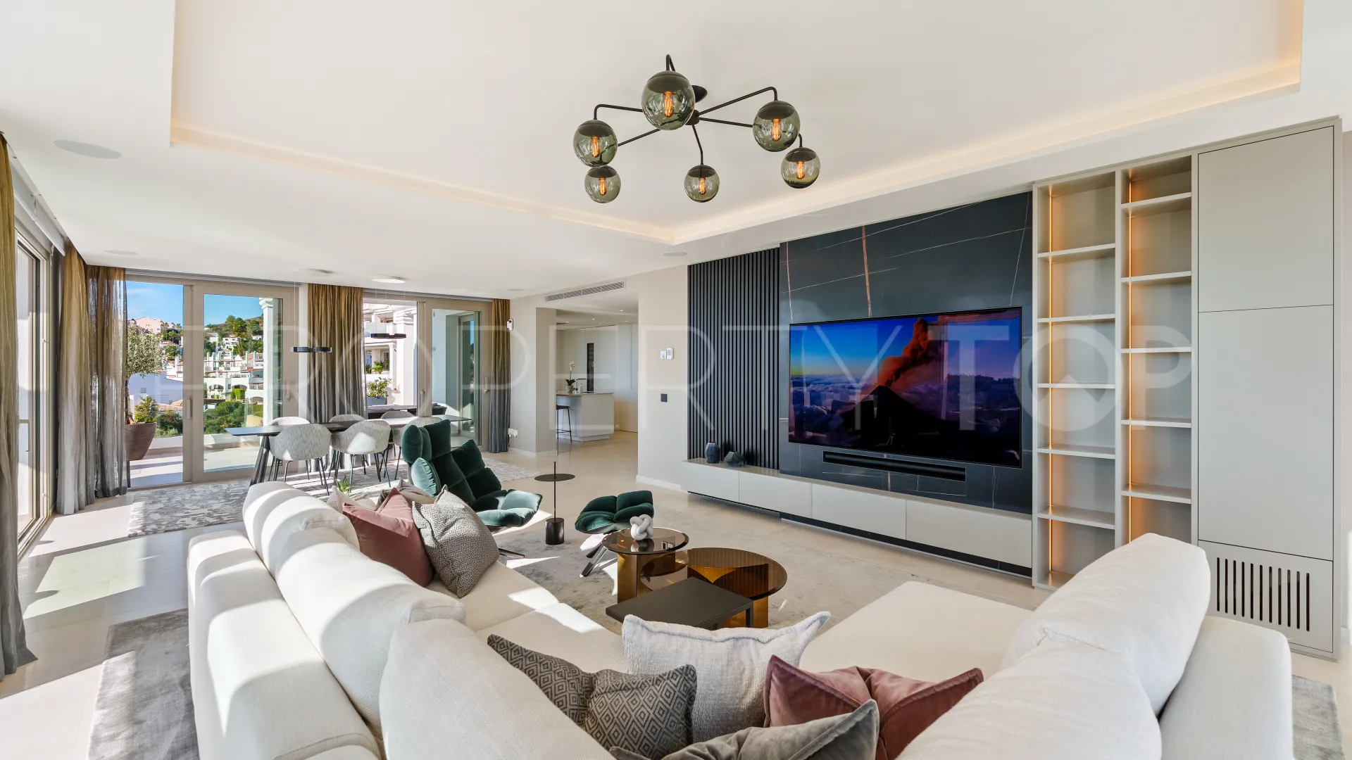9 Lions Residences 3 bedrooms penthouse for sale