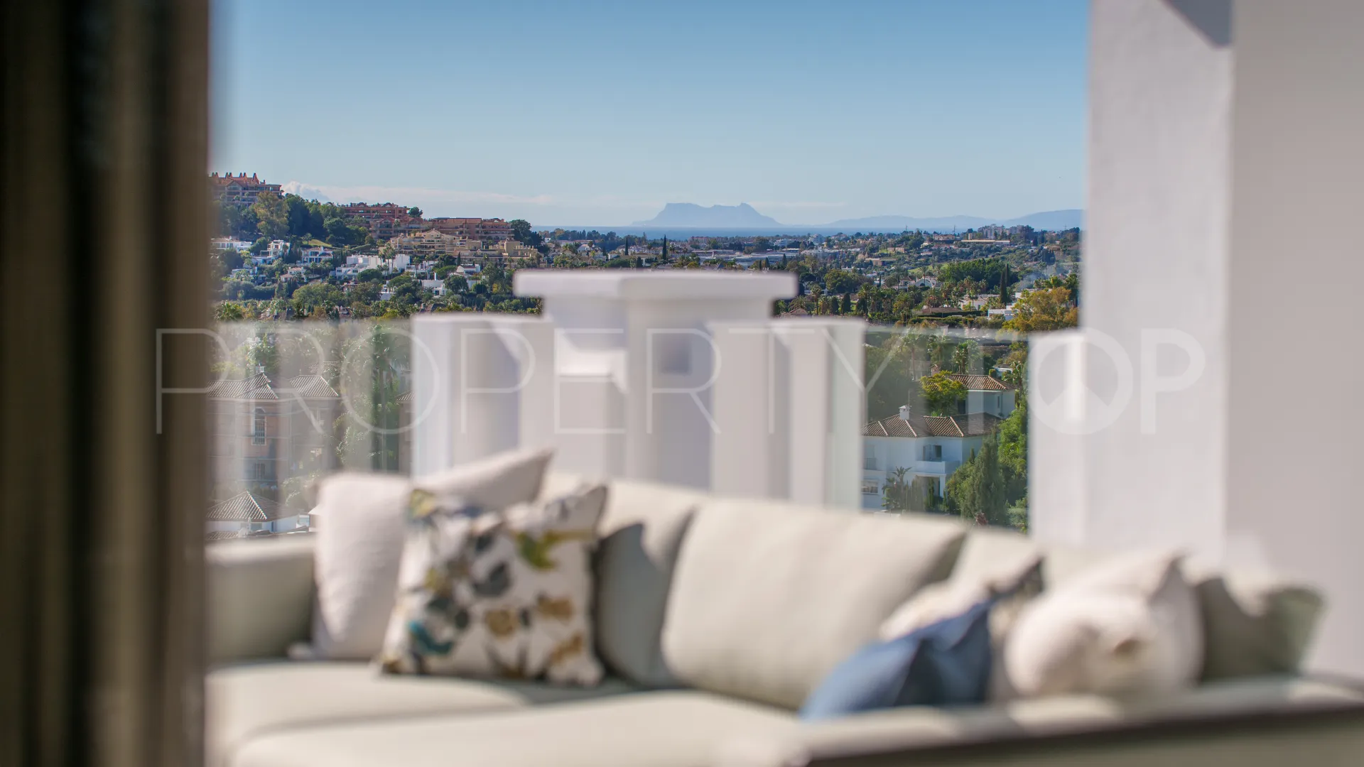 9 Lions Residences 3 bedrooms penthouse for sale