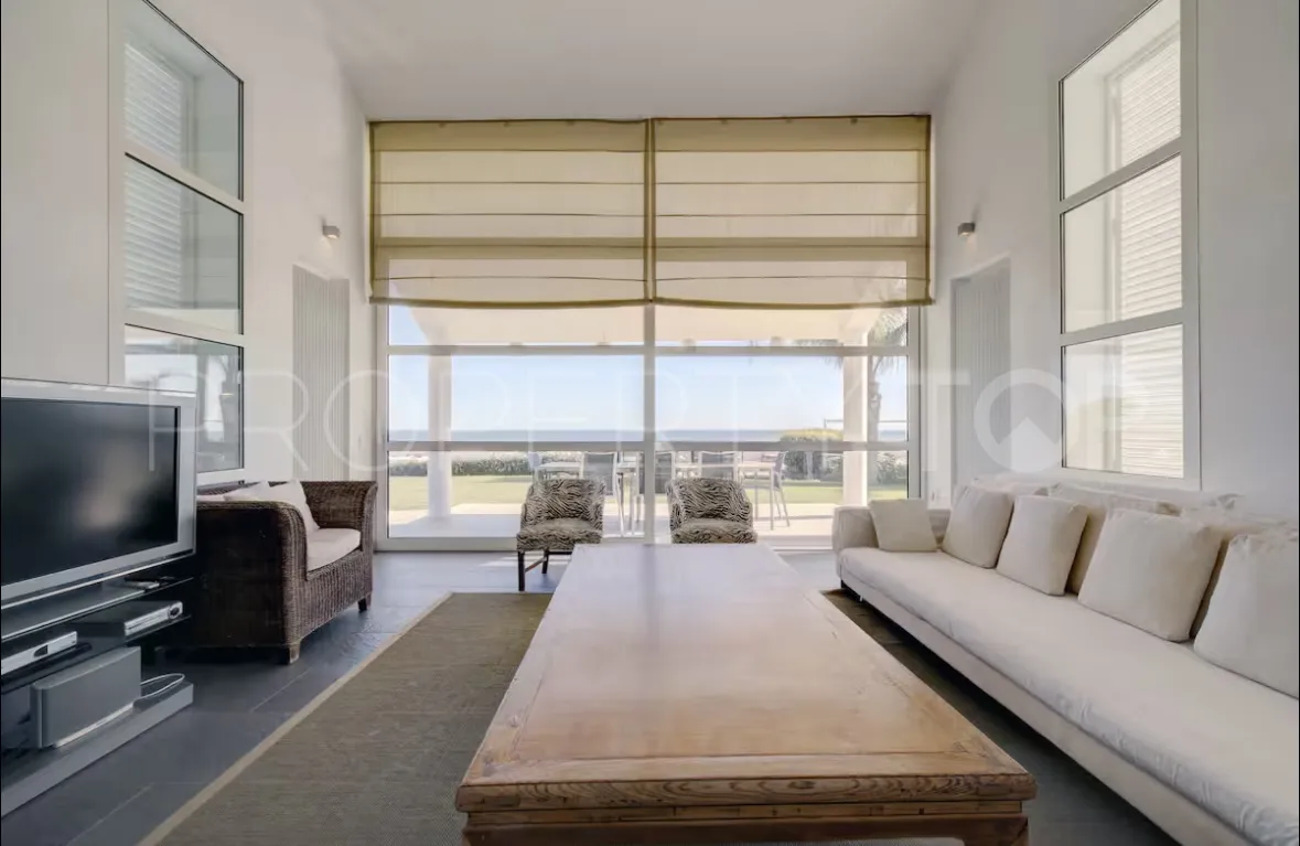 6 bedrooms villa for sale in Manilva